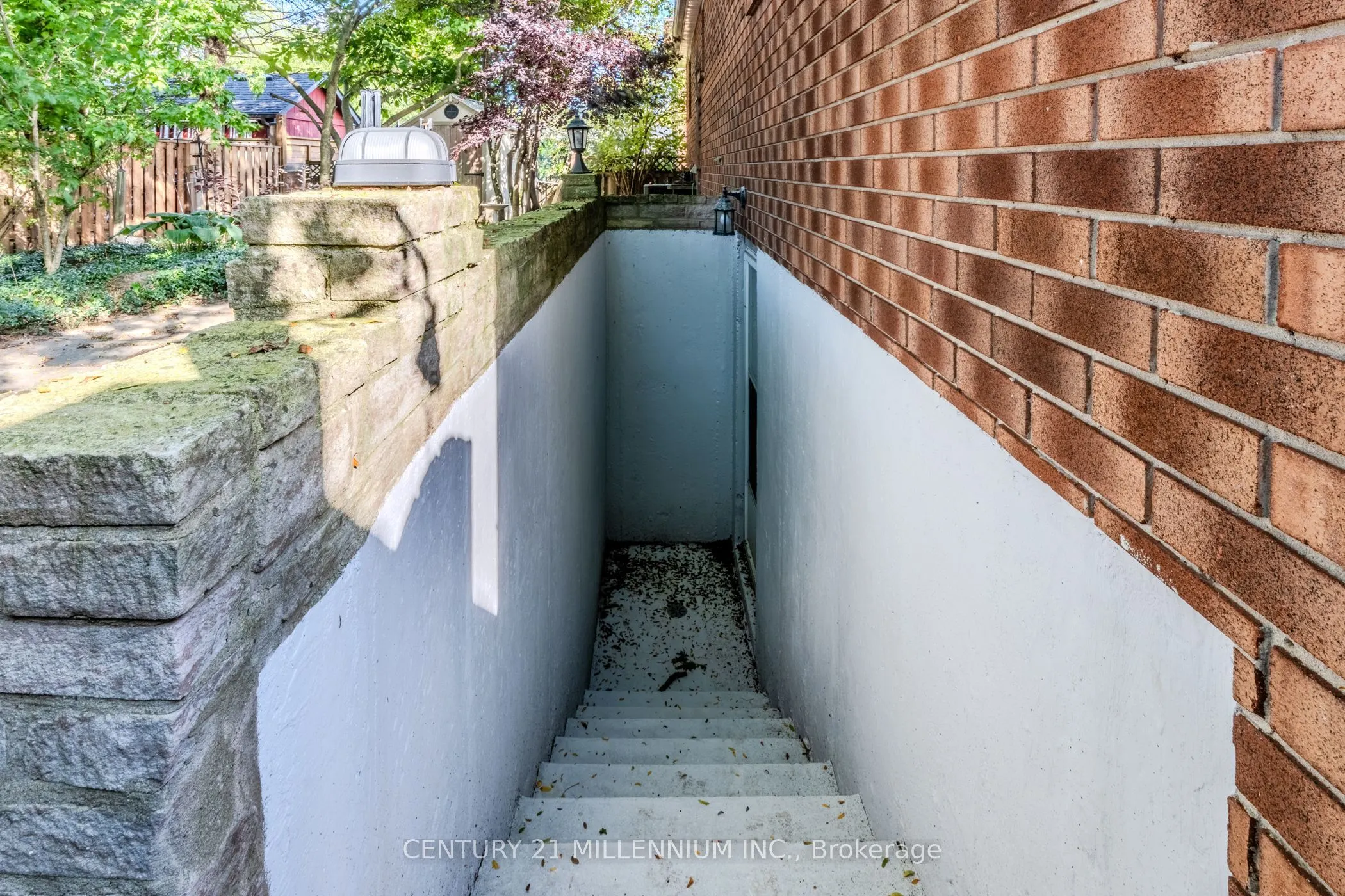 60 Ofield Road