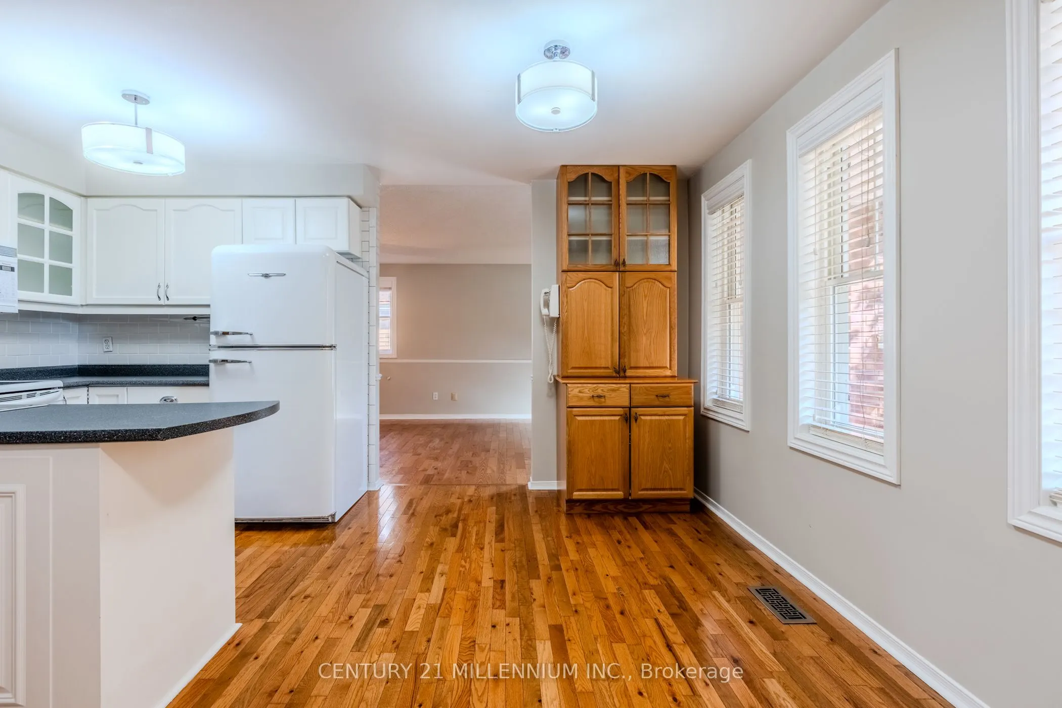 60 Ofield Road