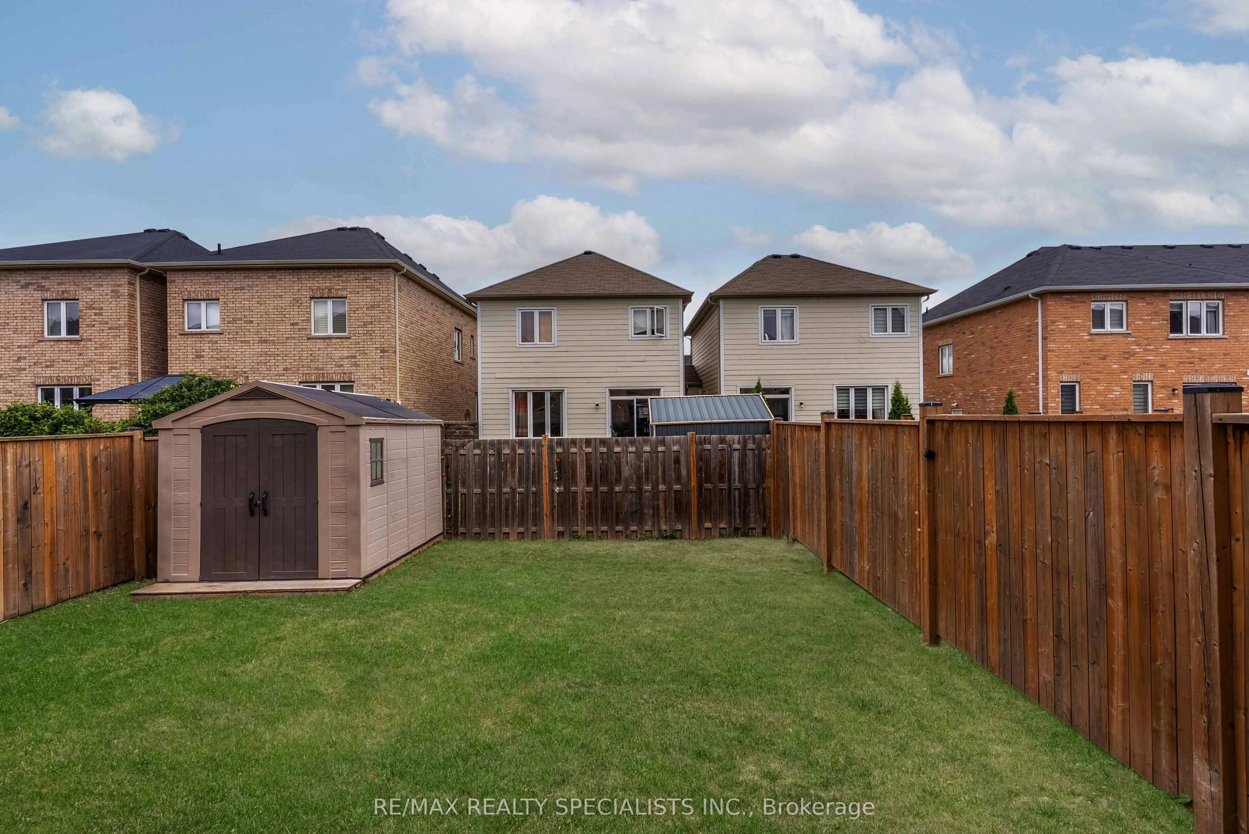 19 White Ash Road