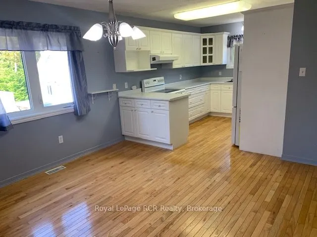 505 Pike Bay Road W