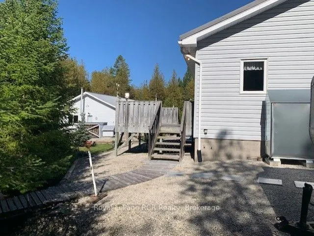 505 Pike Bay Road W
