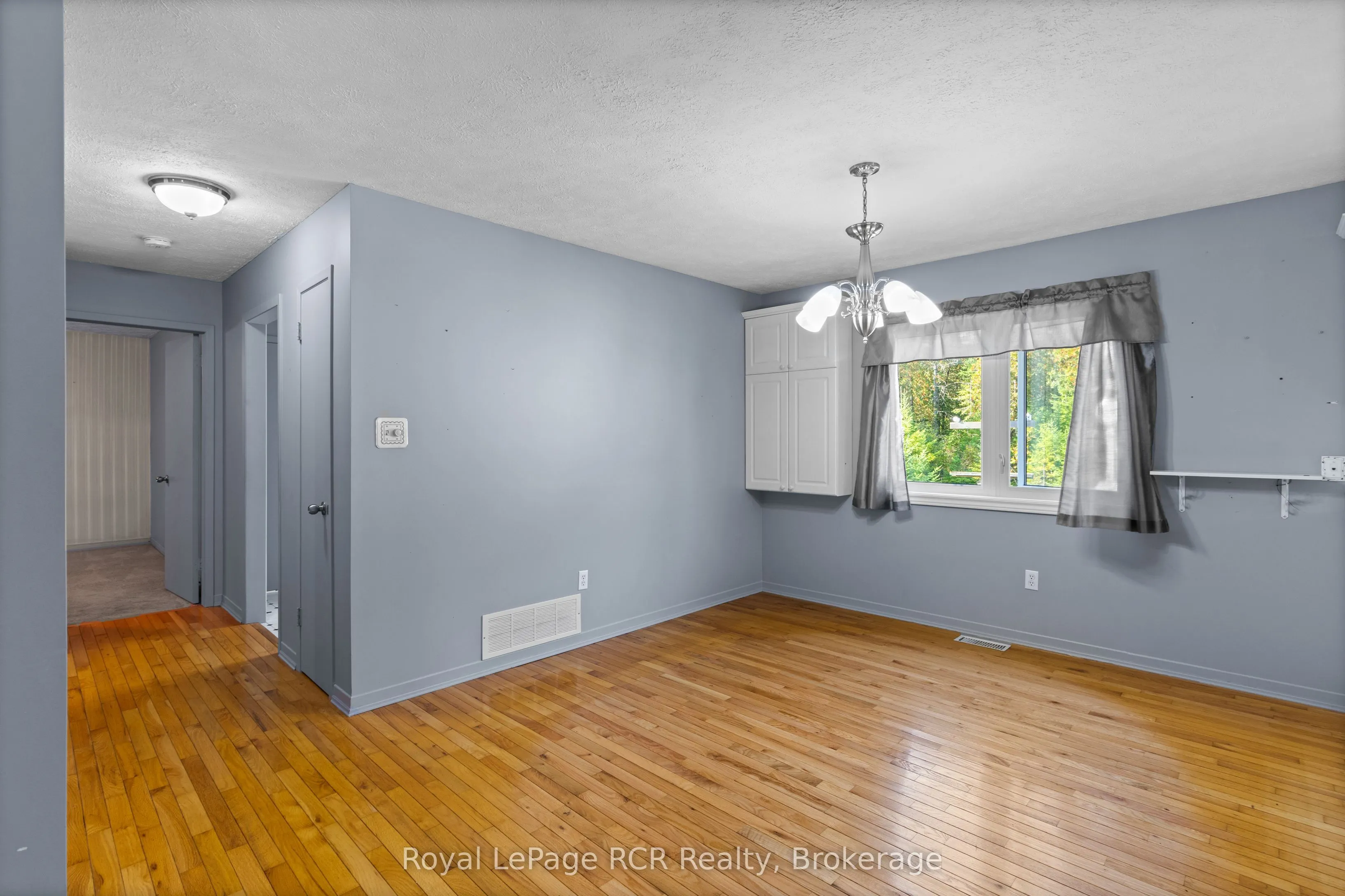 505 Pike Bay Road W