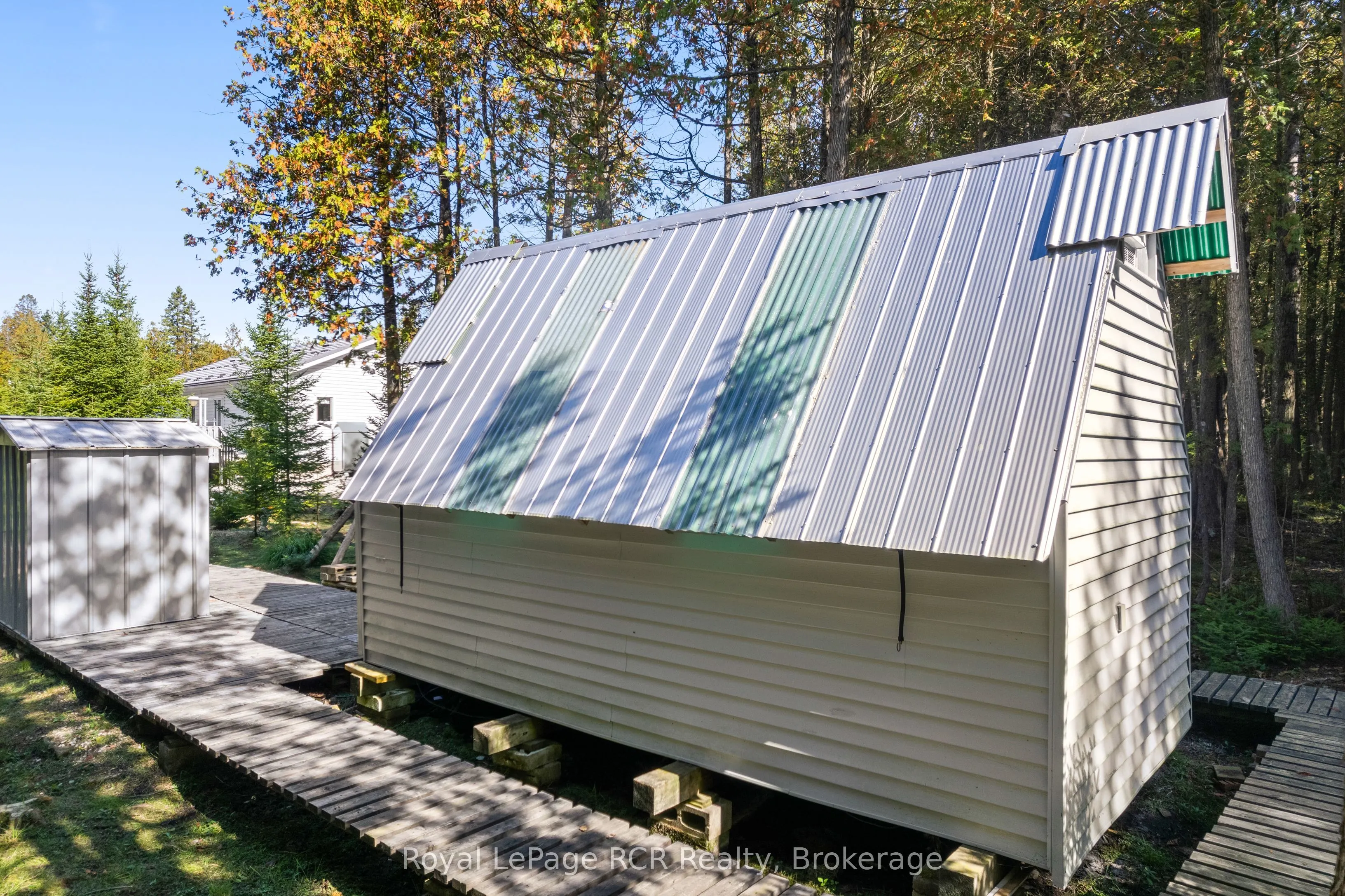 505 Pike Bay Road W