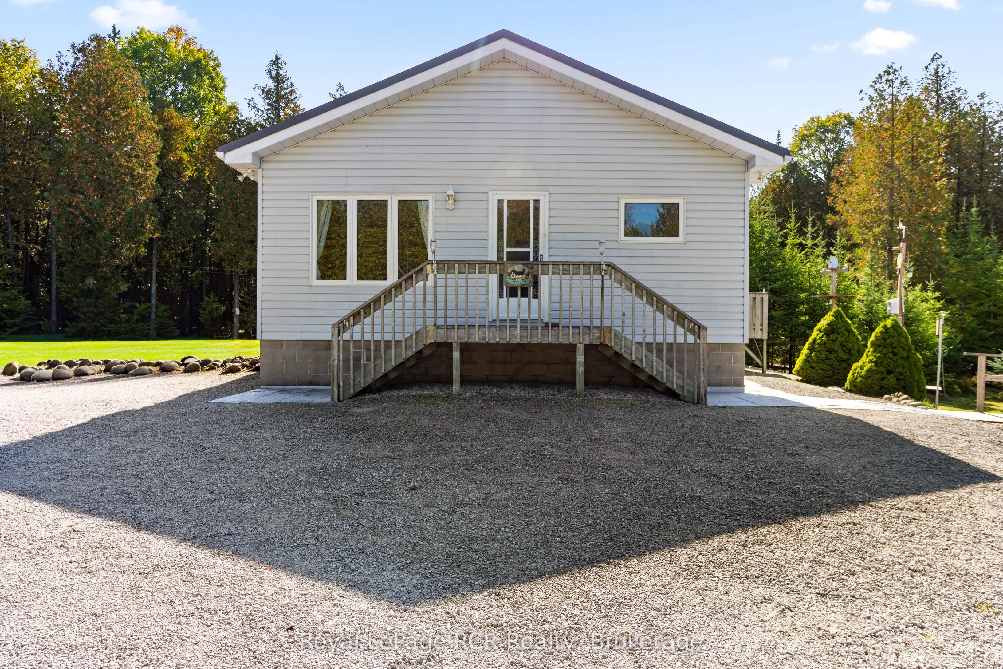 505 Pike Bay Road W