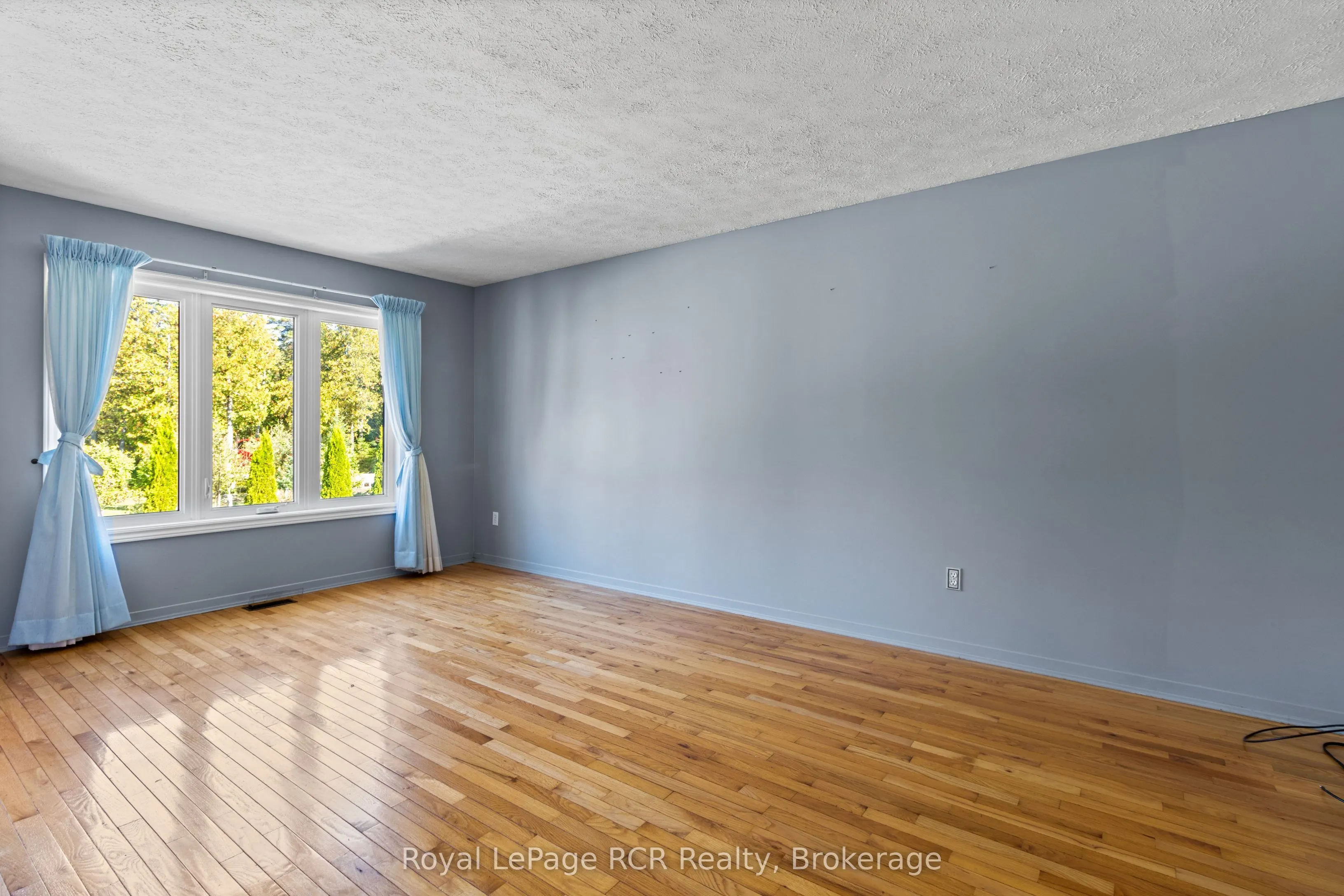 505 Pike Bay Road W