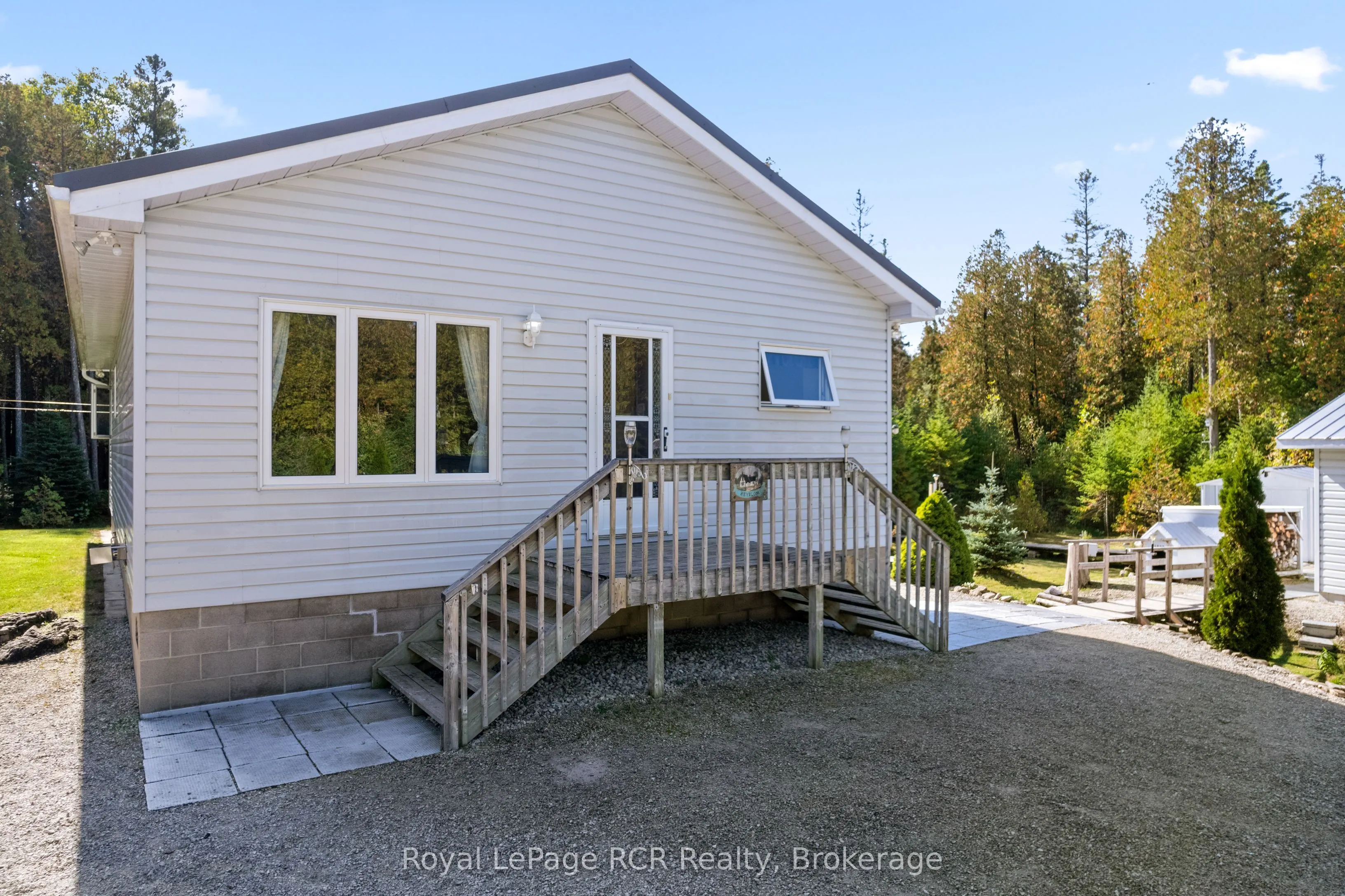 505 Pike Bay Road W