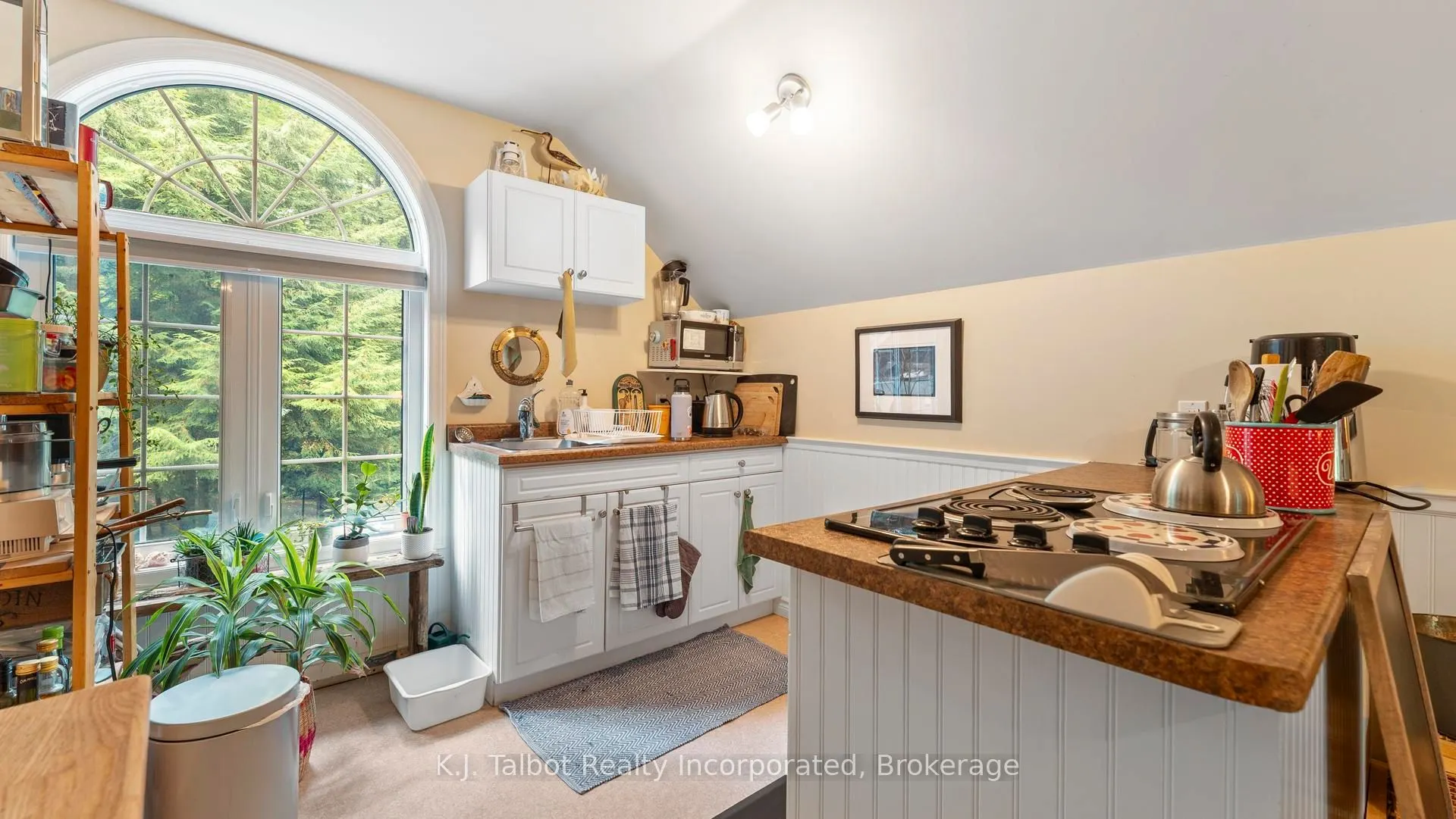 35576B Bayfield River Road, R.R. #2 Road E