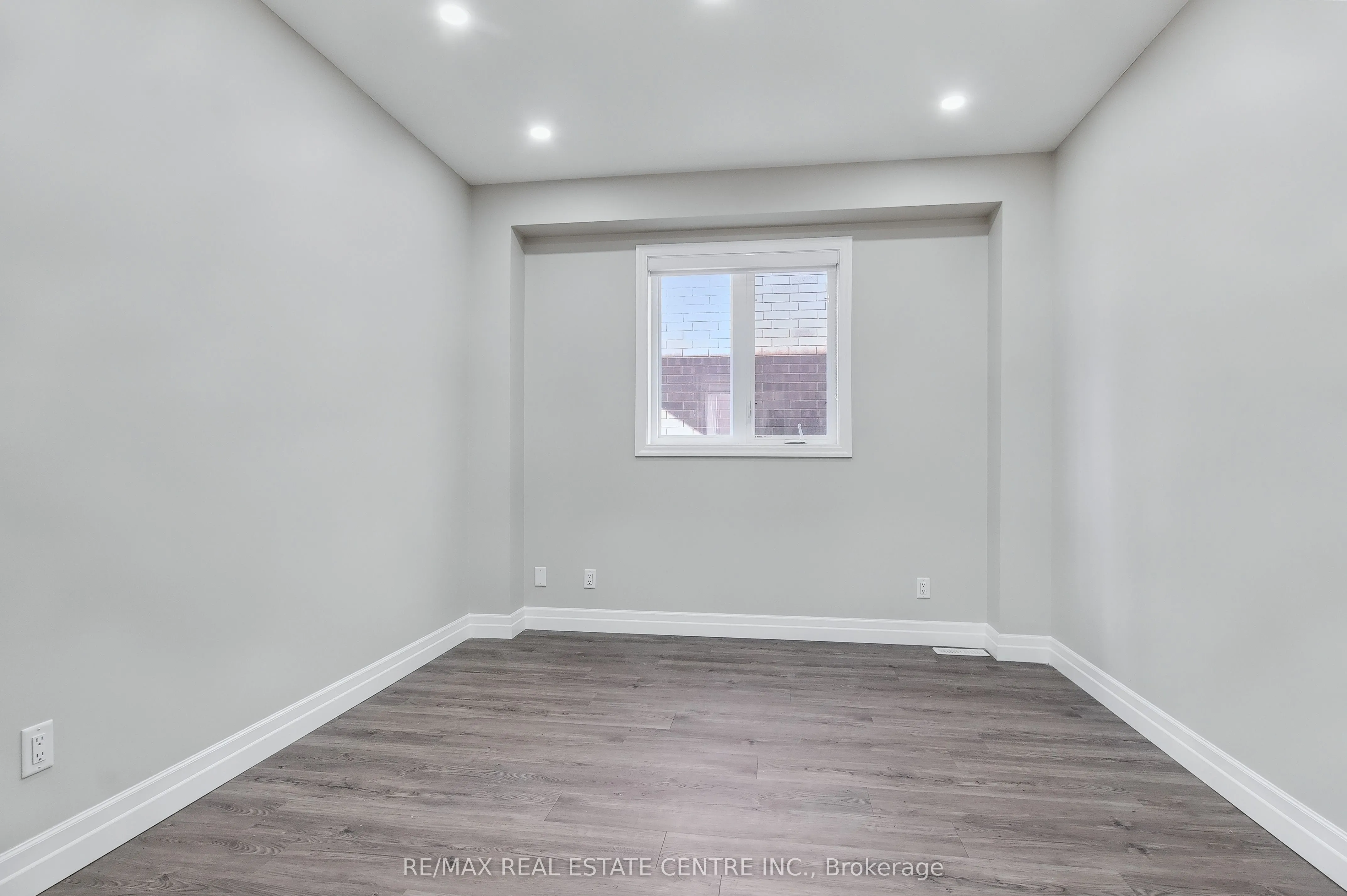 162 Mountain Holly Court