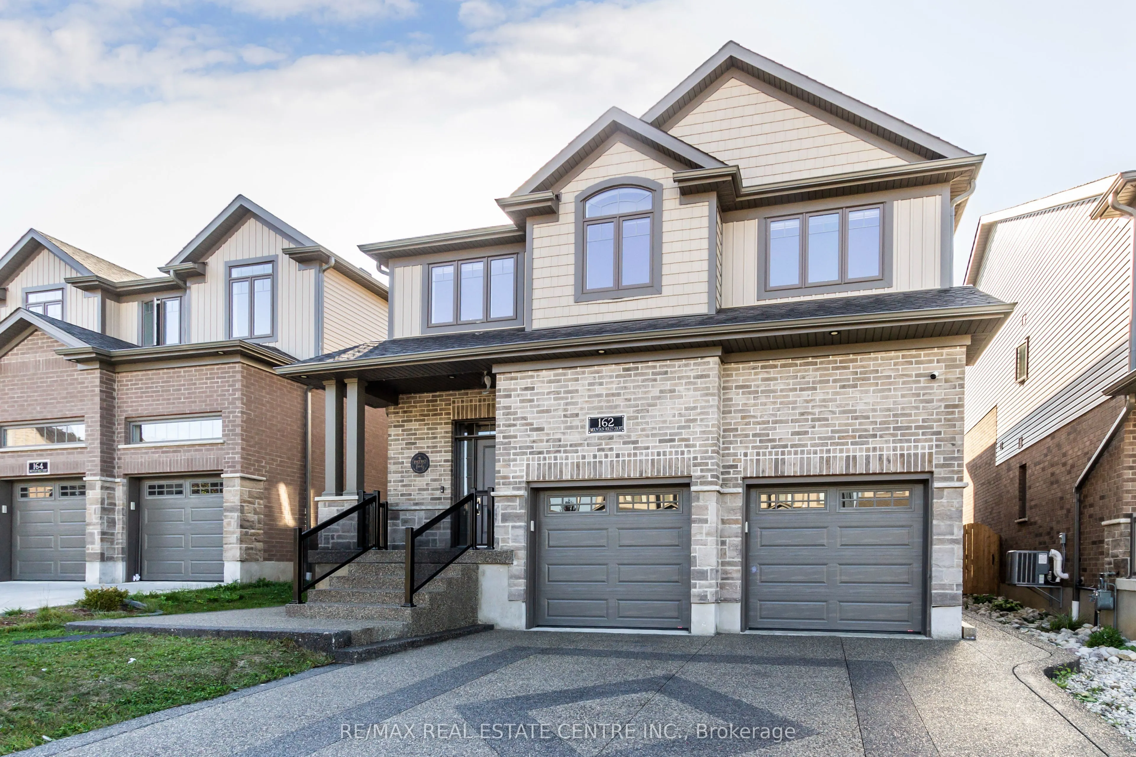 162 Mountain Holly Court