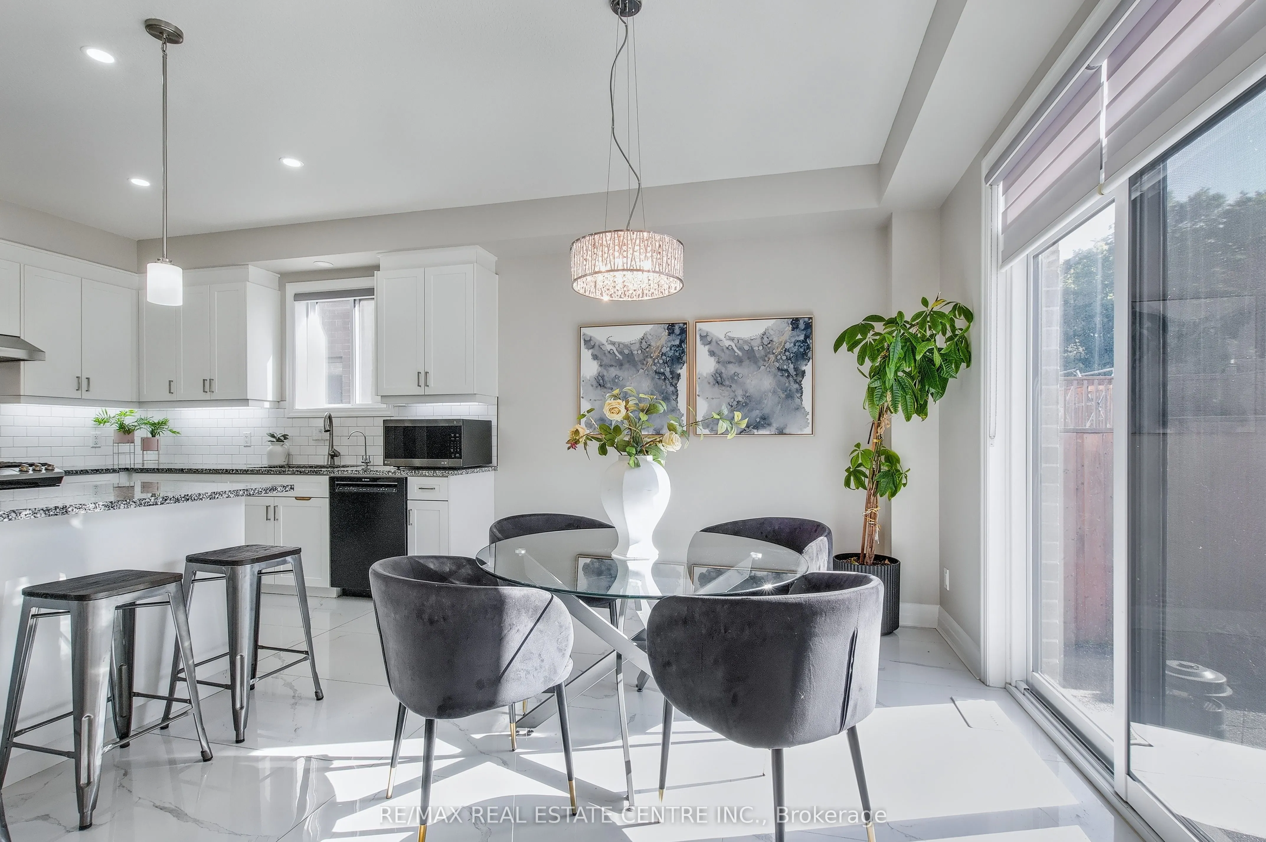 162 Mountain Holly Court
