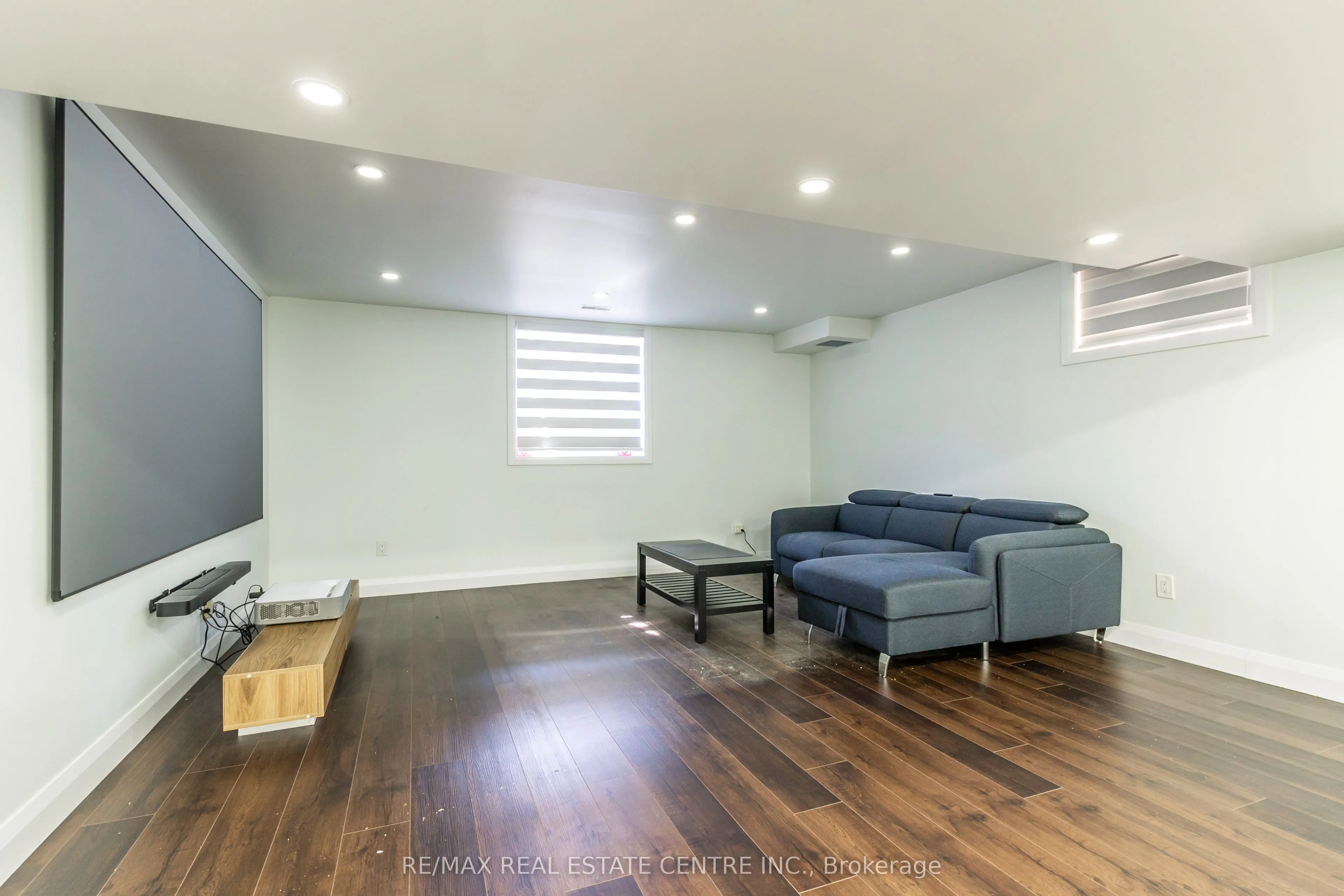 162 Mountain Holly Court