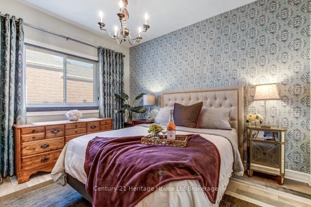 707 Southwood Way, #2