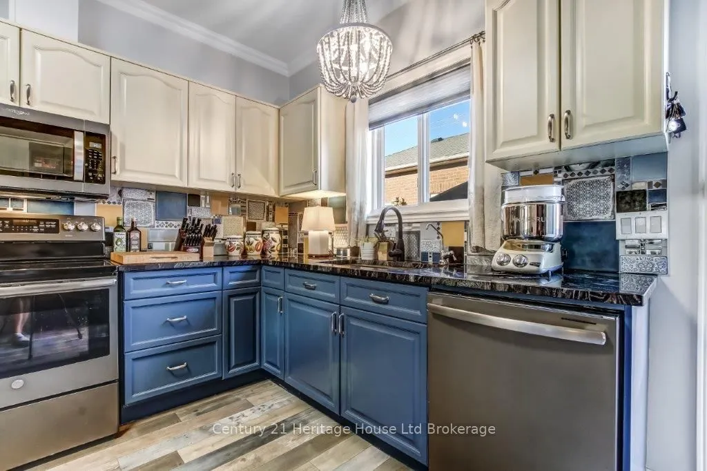 707 Southwood Way, #2