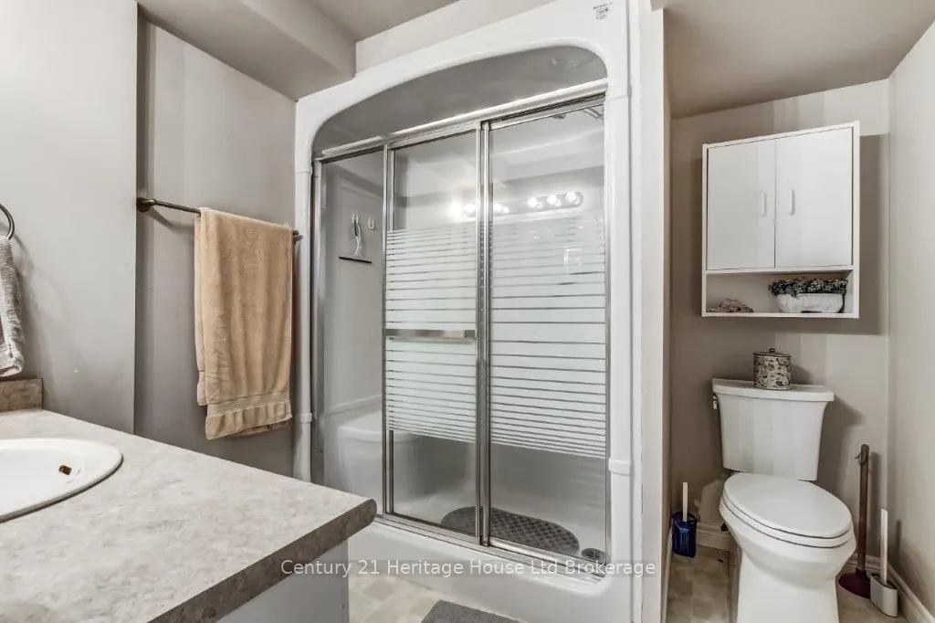 707 Southwood Way, #2