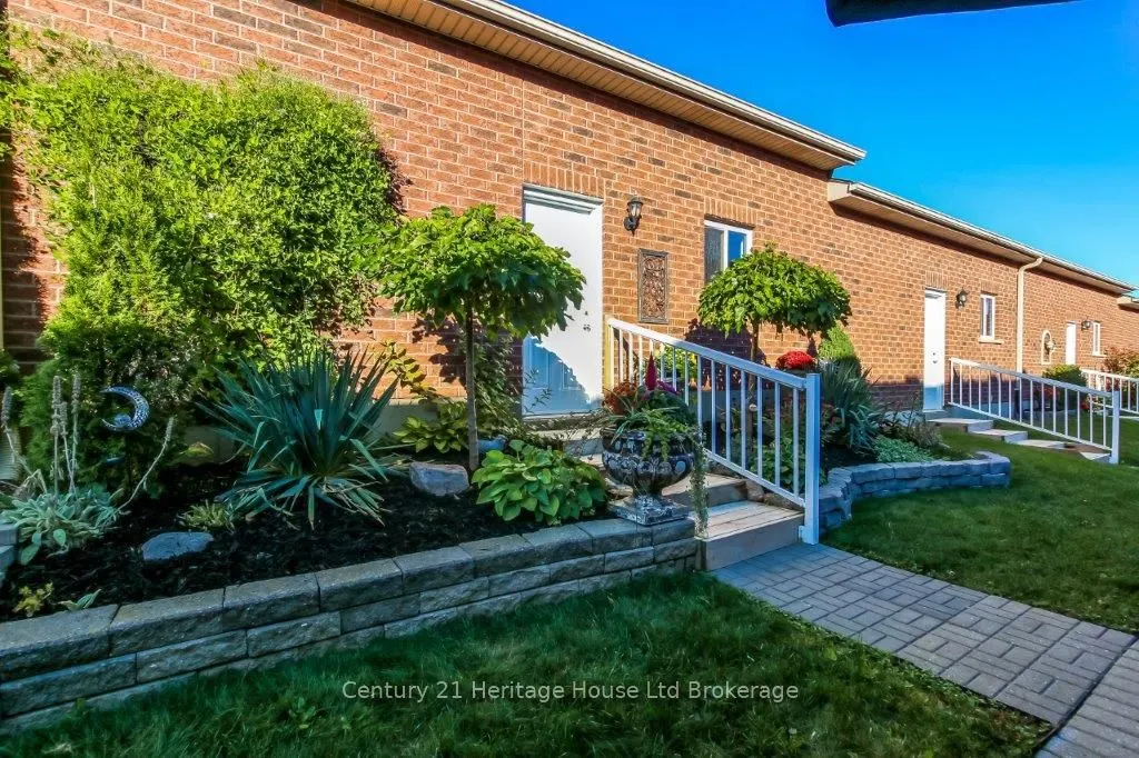 707 Southwood Way, #2