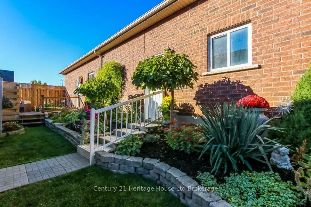 707 Southwood Way, #2
