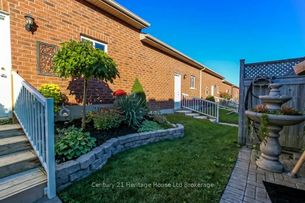 707 Southwood Way, #2