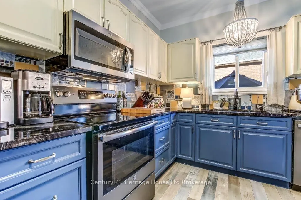 707 Southwood Way, #2