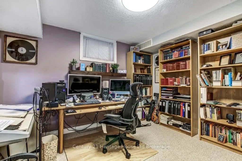 707 Southwood Way, #2
