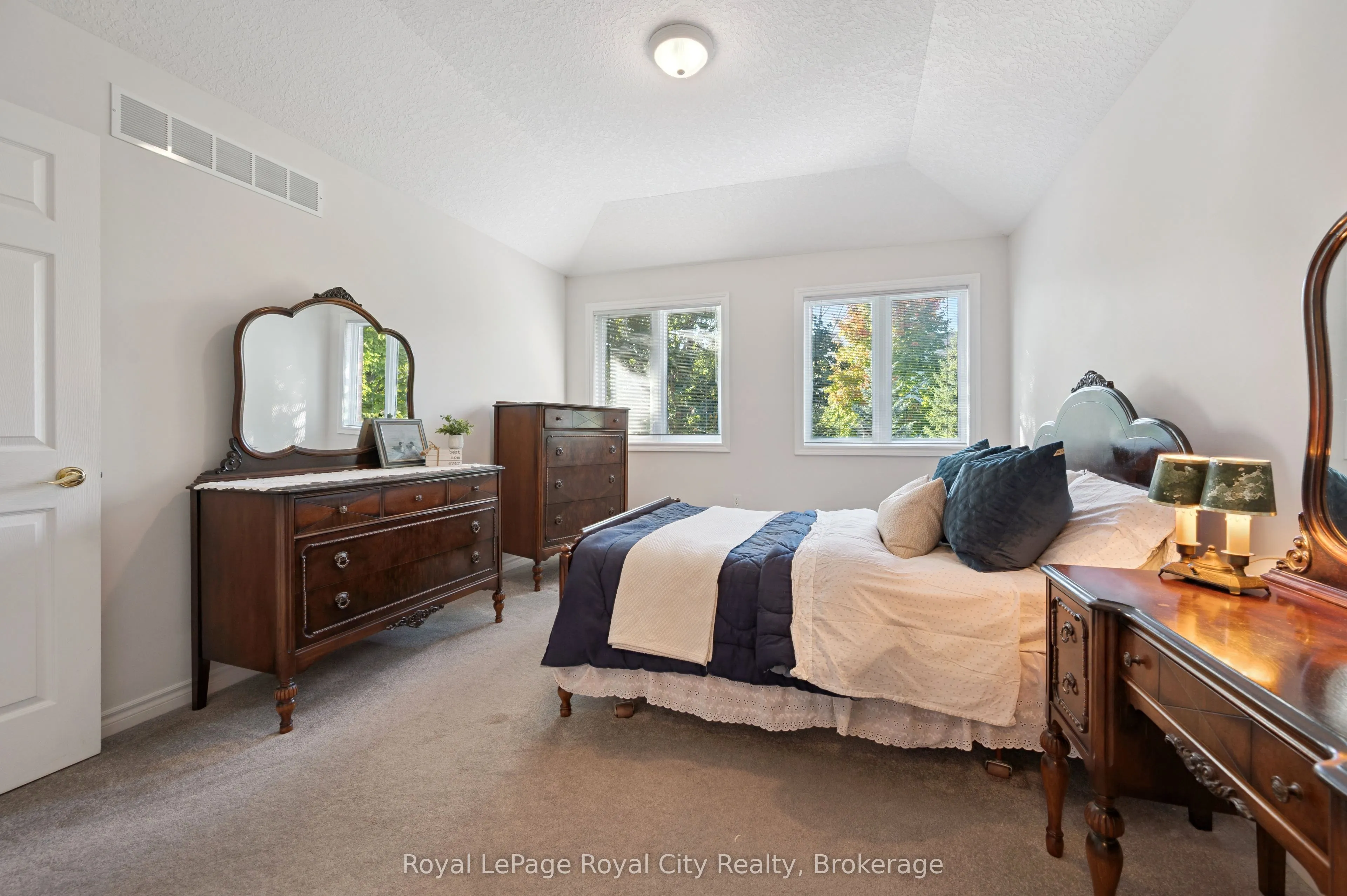 17 Terraview Crescent