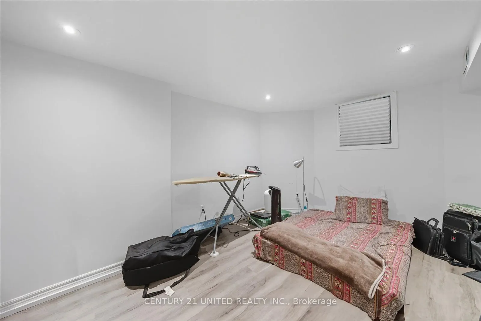 559 Downie Street