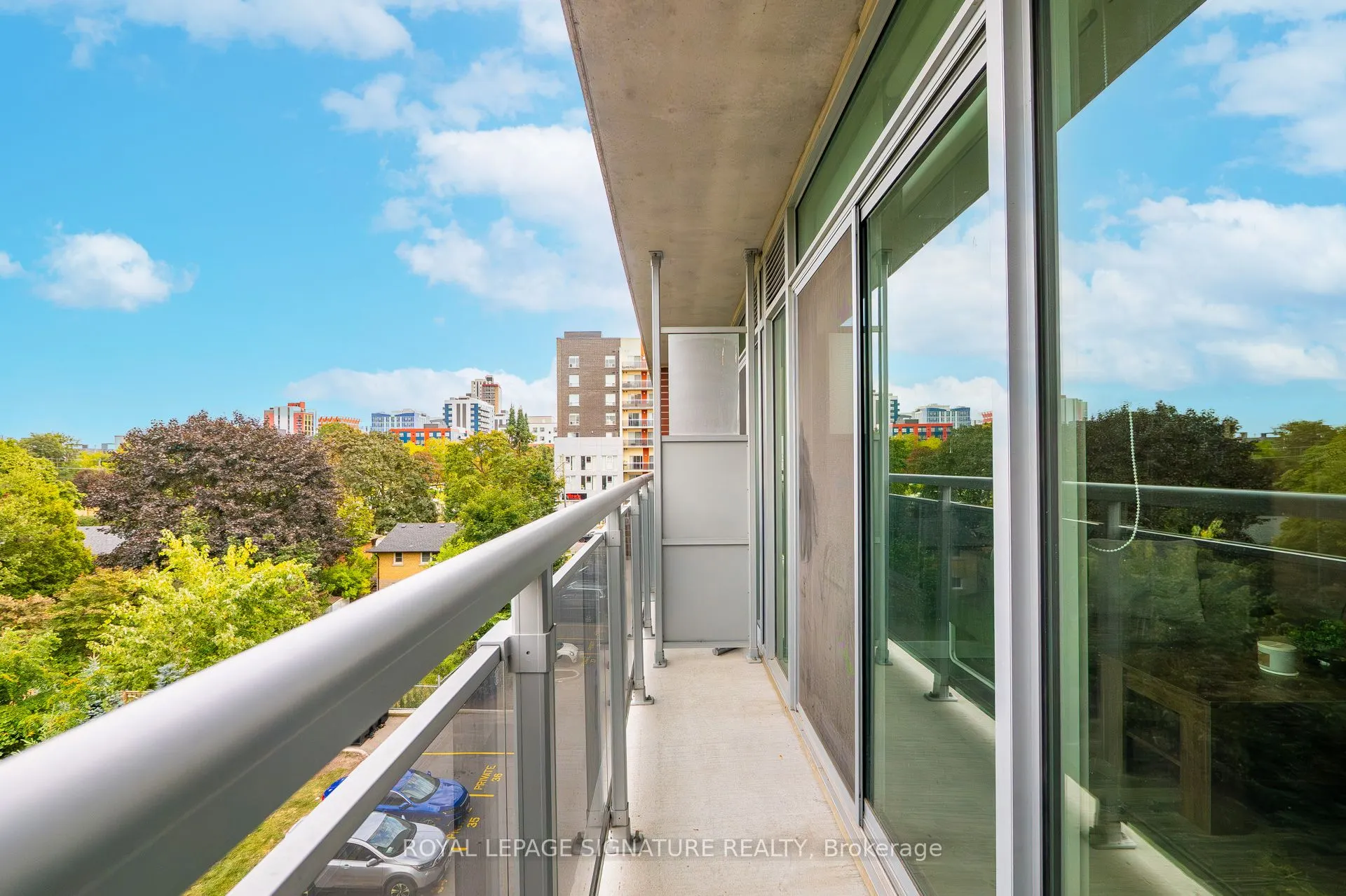 308 Lester Street, #406