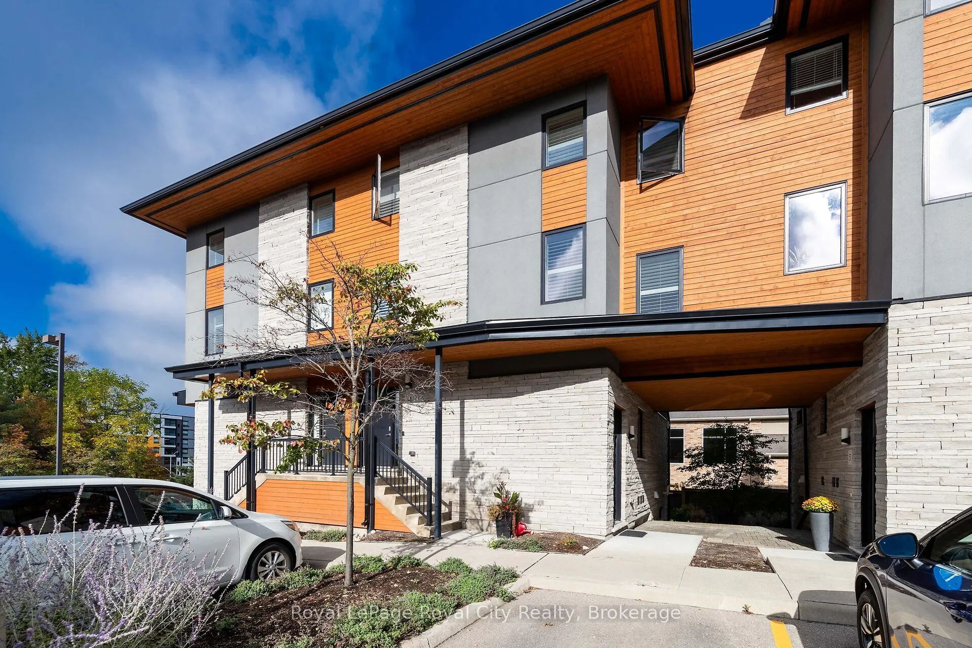 32 Arkell Road, #2