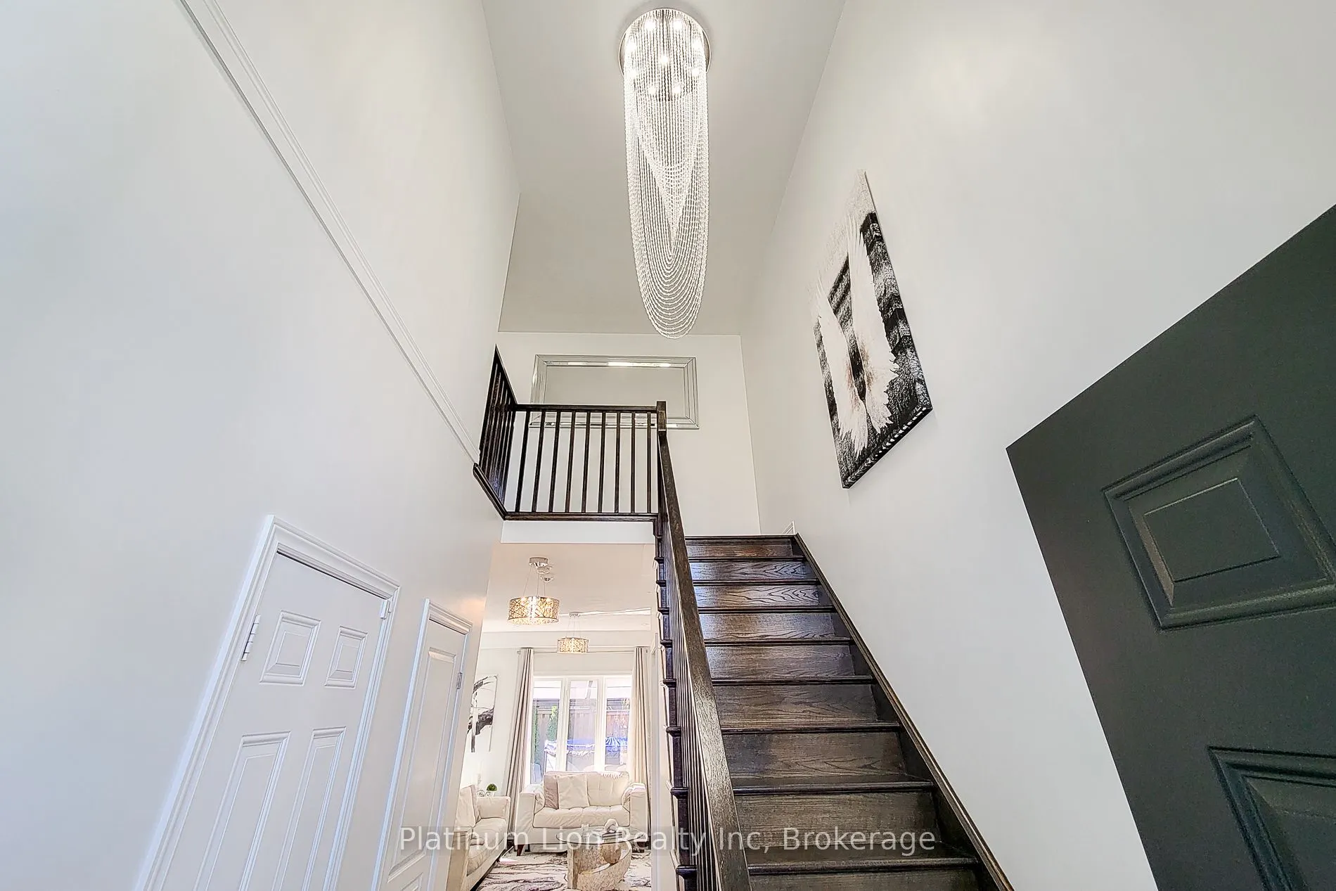 190 Bellagio Avenue