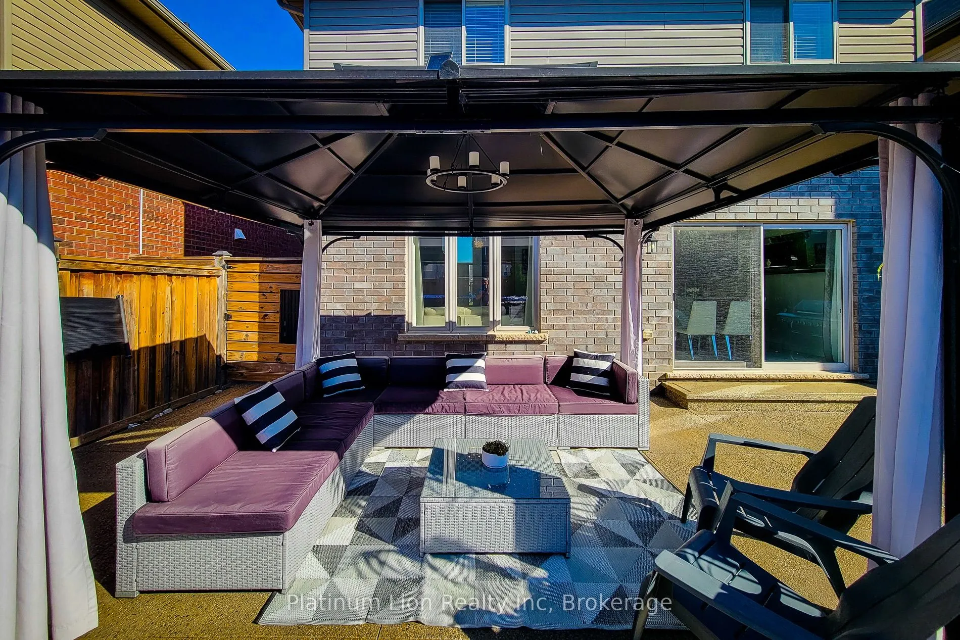 190 Bellagio Avenue