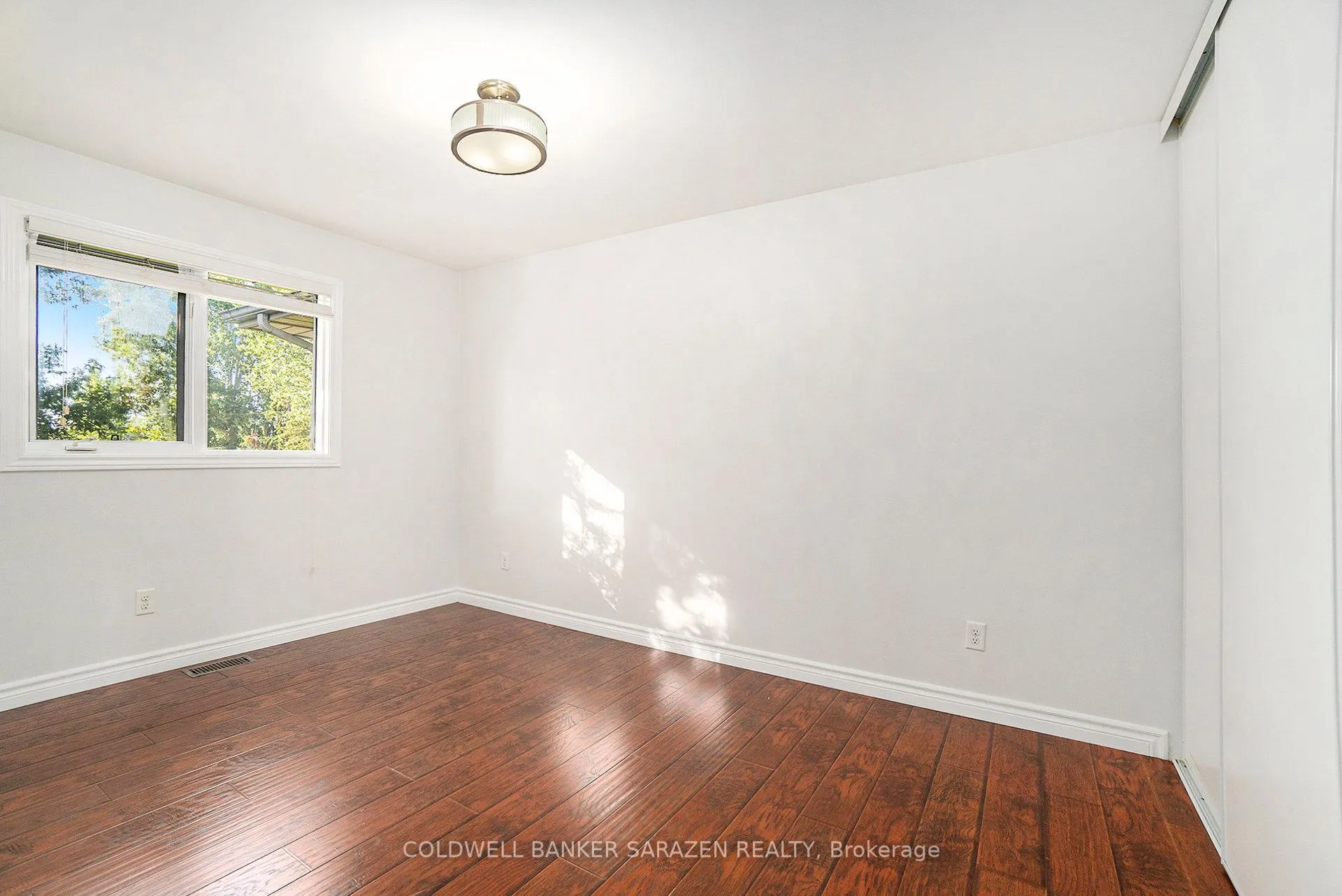 324 Fairbrooke Court