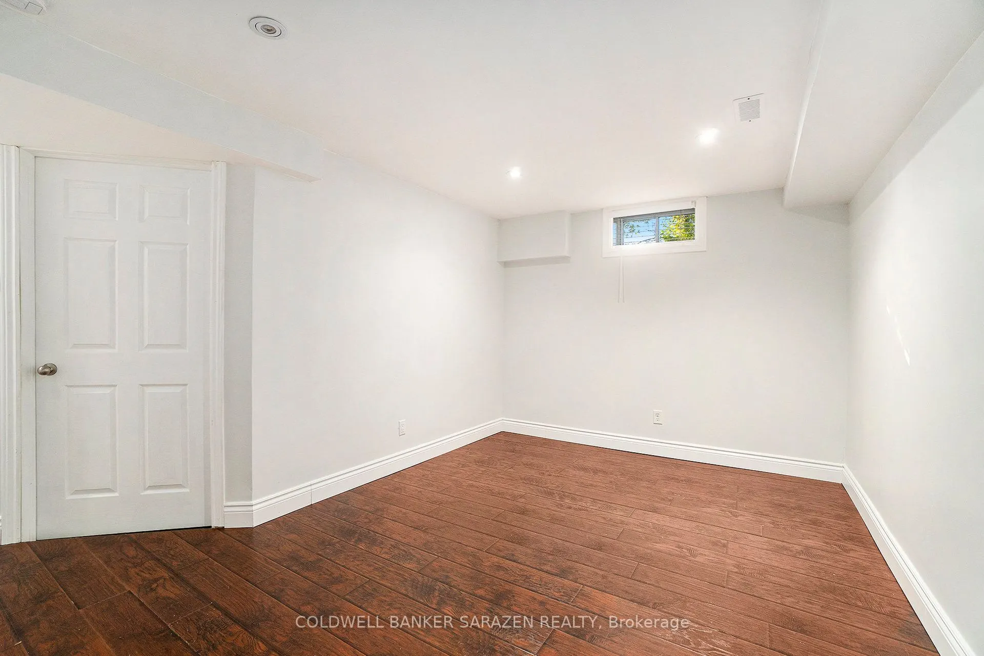 324 Fairbrooke Court