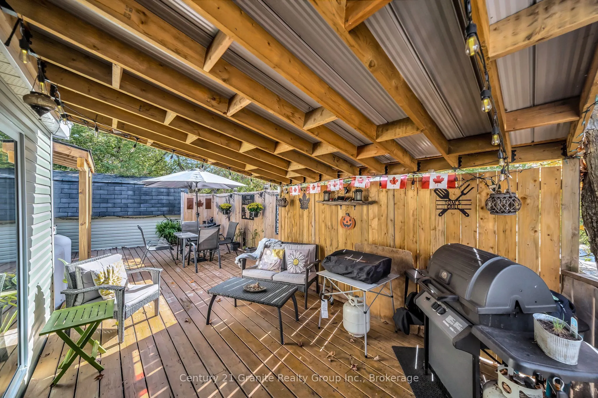 91 Pine Avenue