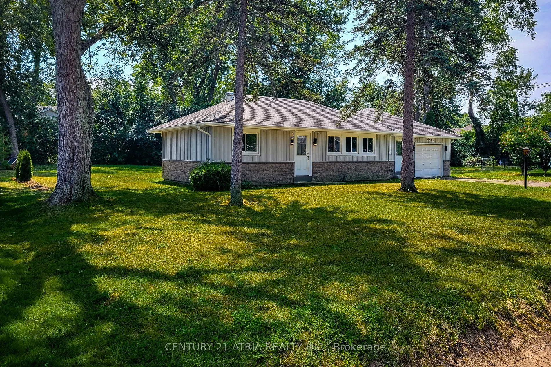 3259 Poplar Avenue