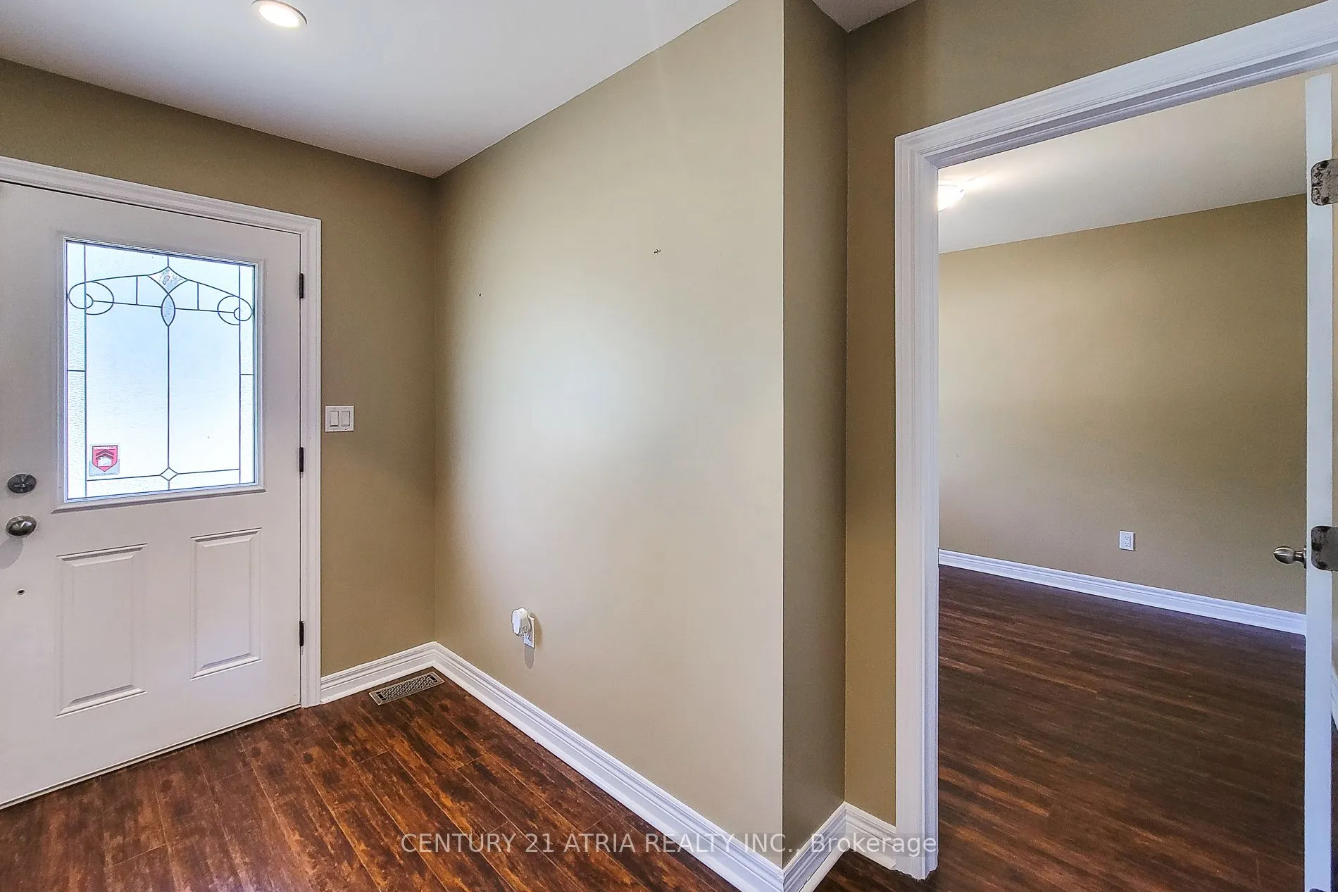 3259 Poplar Avenue