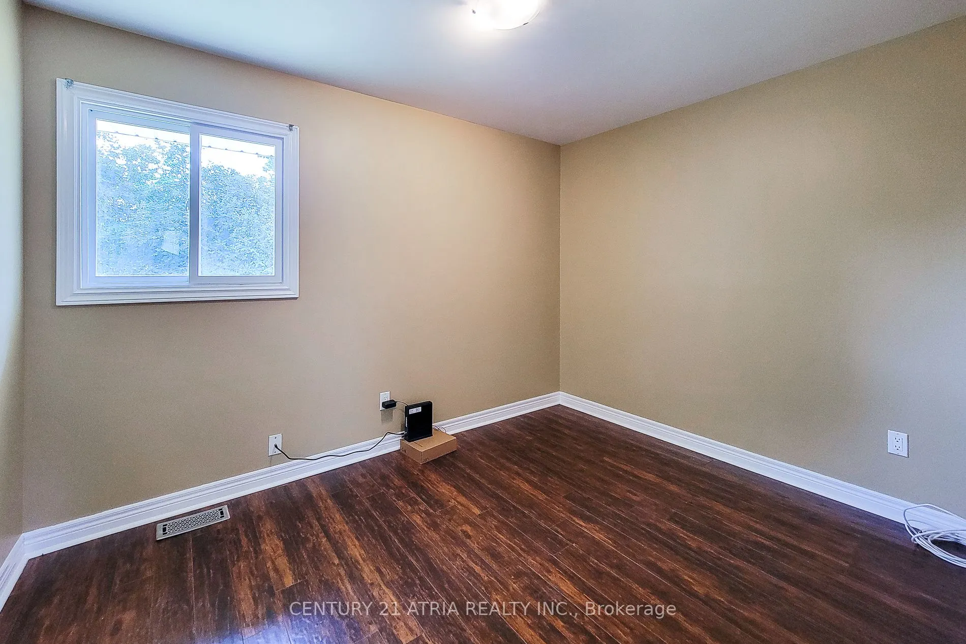 3259 Poplar Avenue
