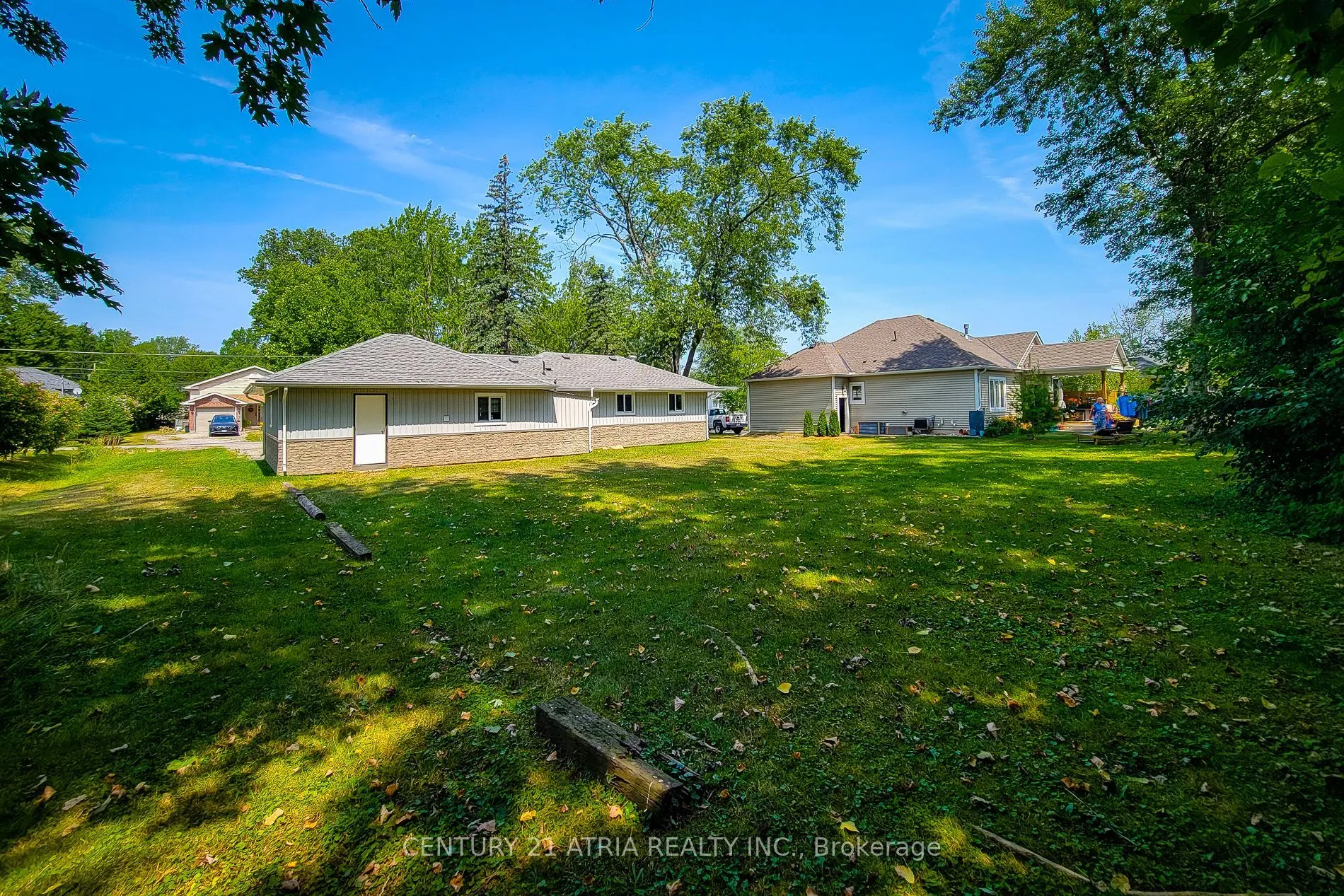 3259 Poplar Avenue