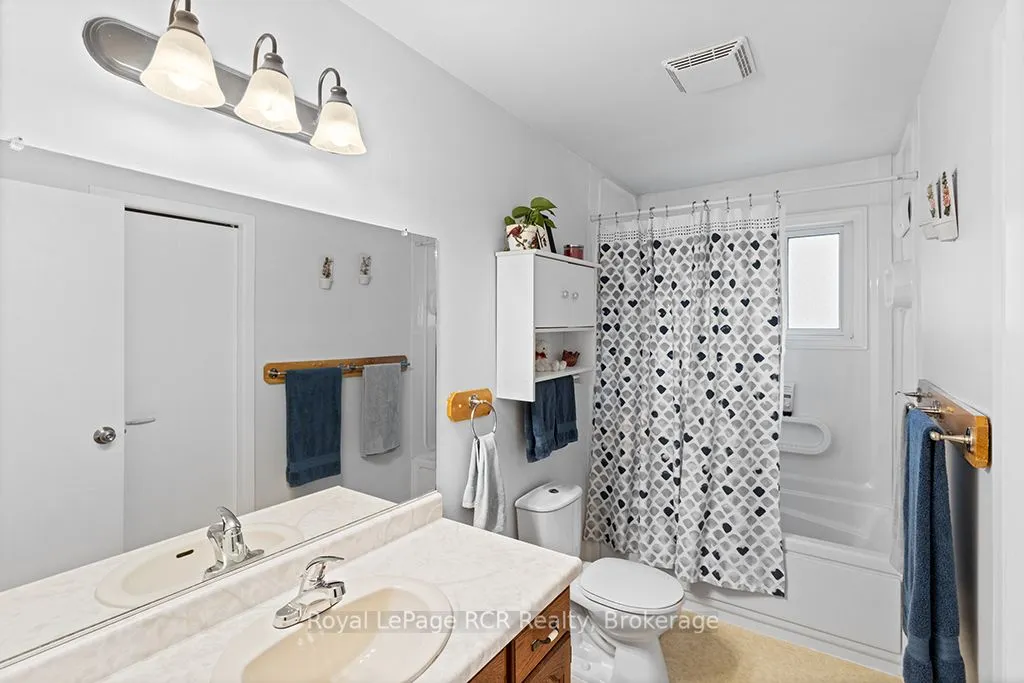 1118 6th Avenue W