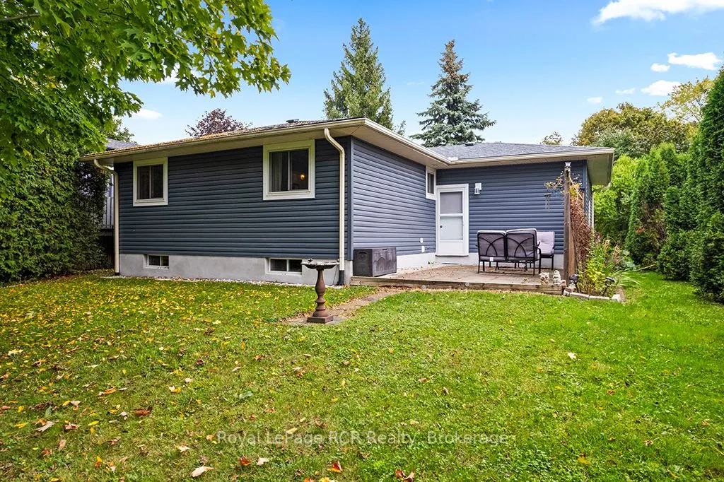 1118 6th Avenue W
