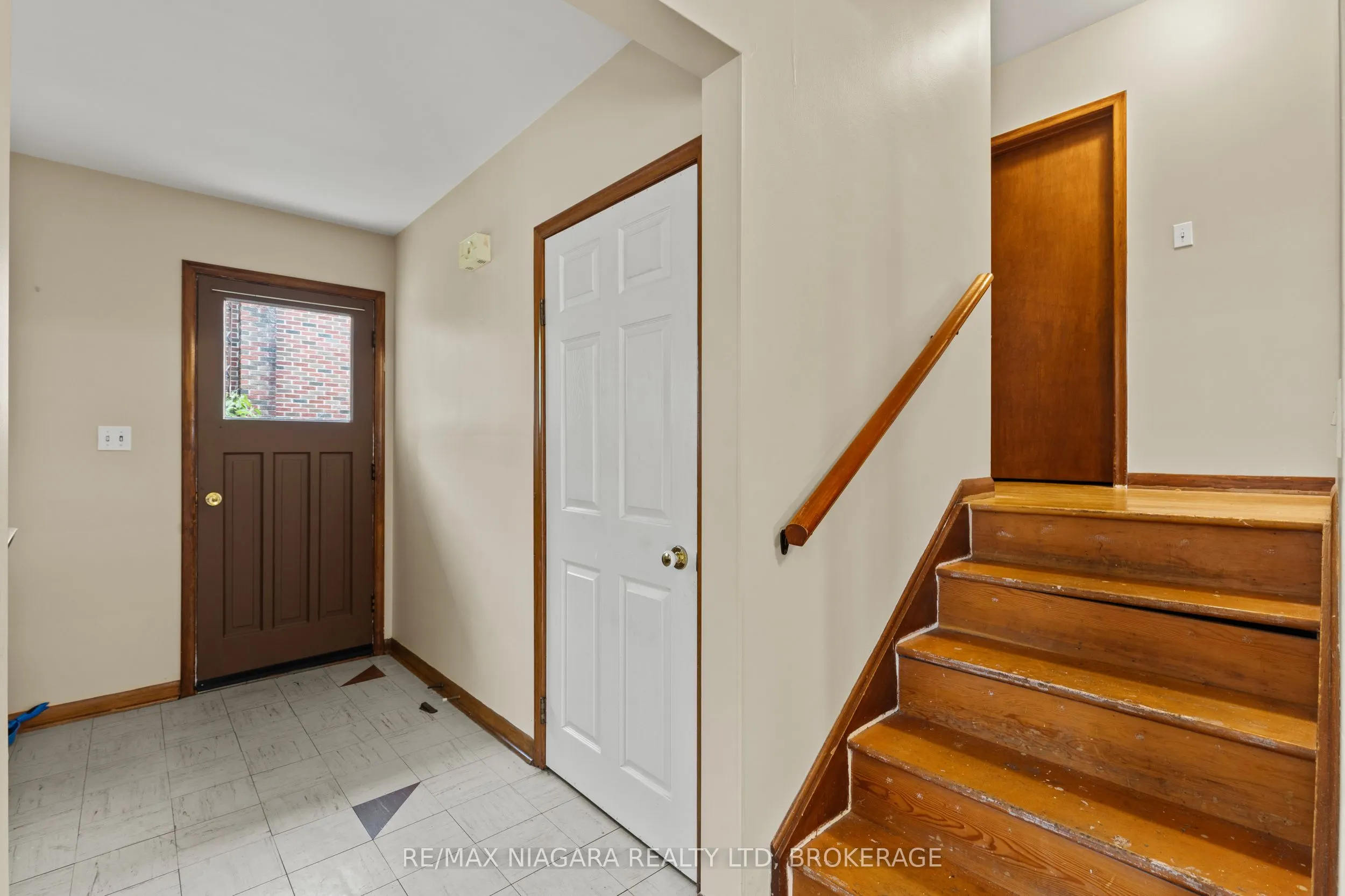 6611 Margaret Street