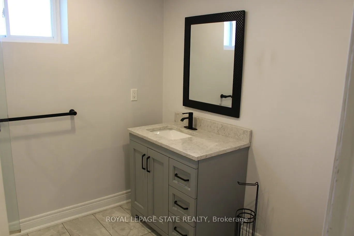 238 Sanatorium Road, #2