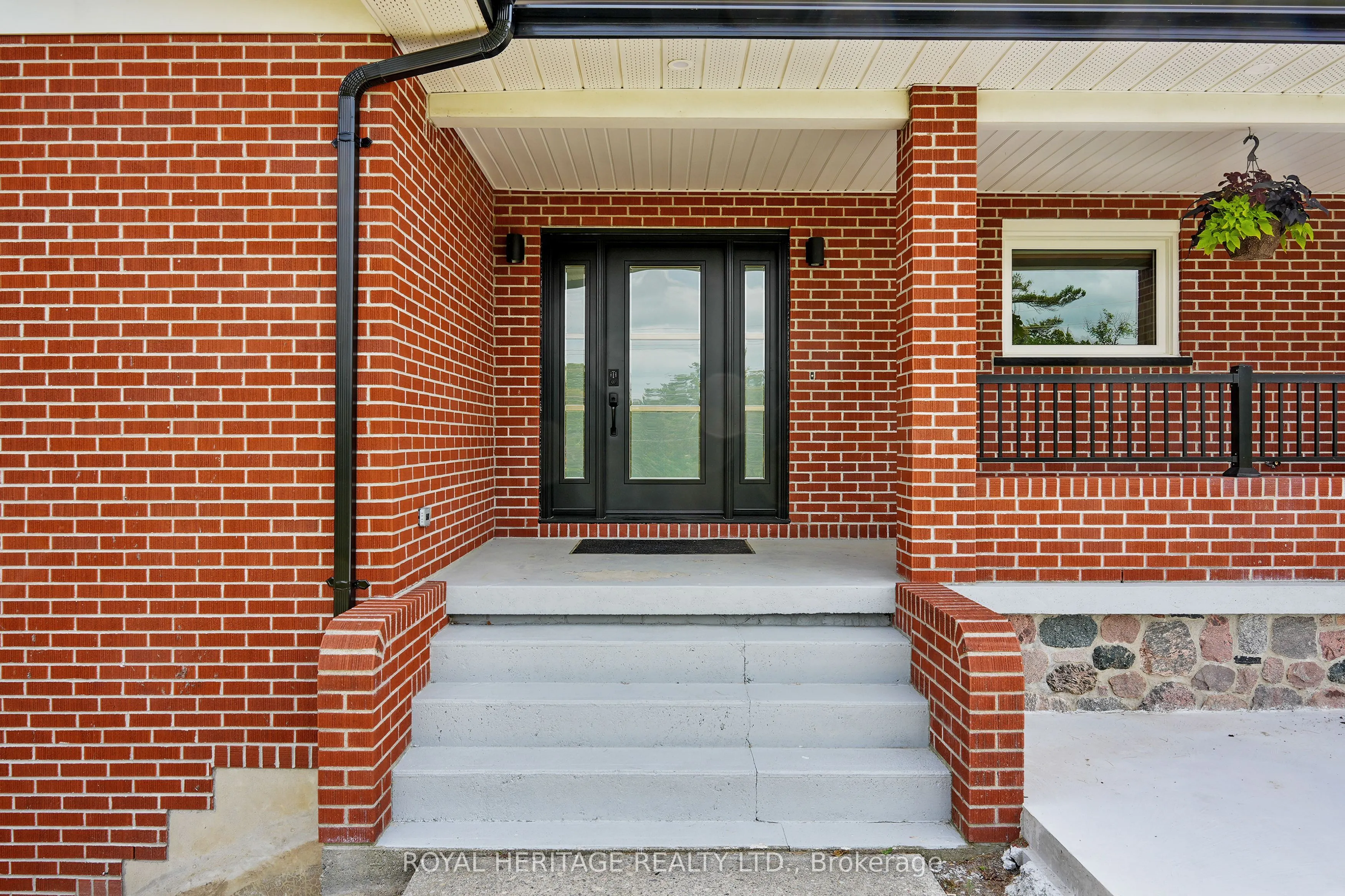 8803 Dale Road