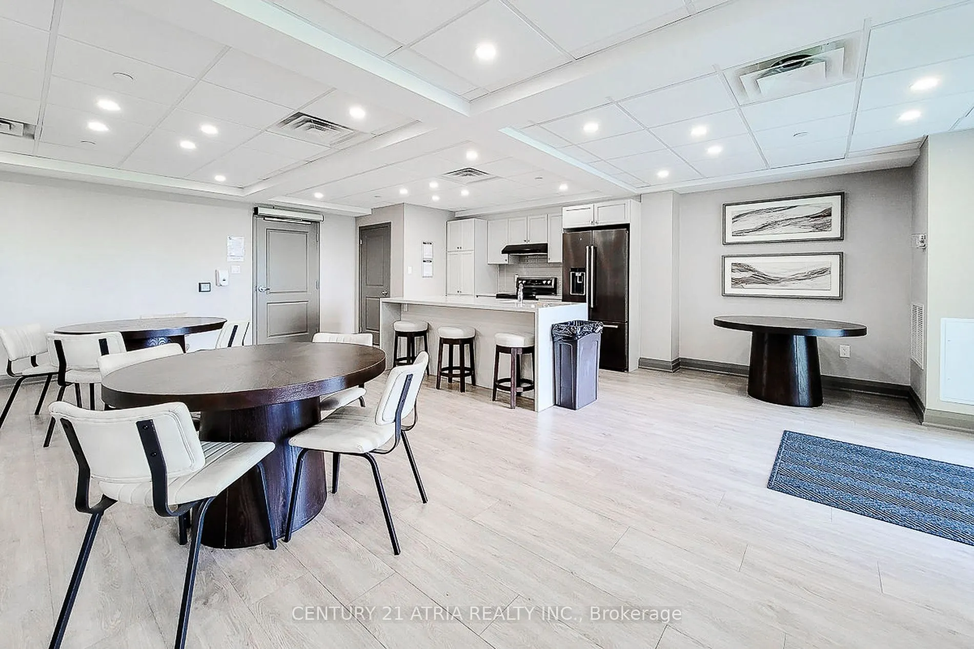 101 Shoreview Place, #508