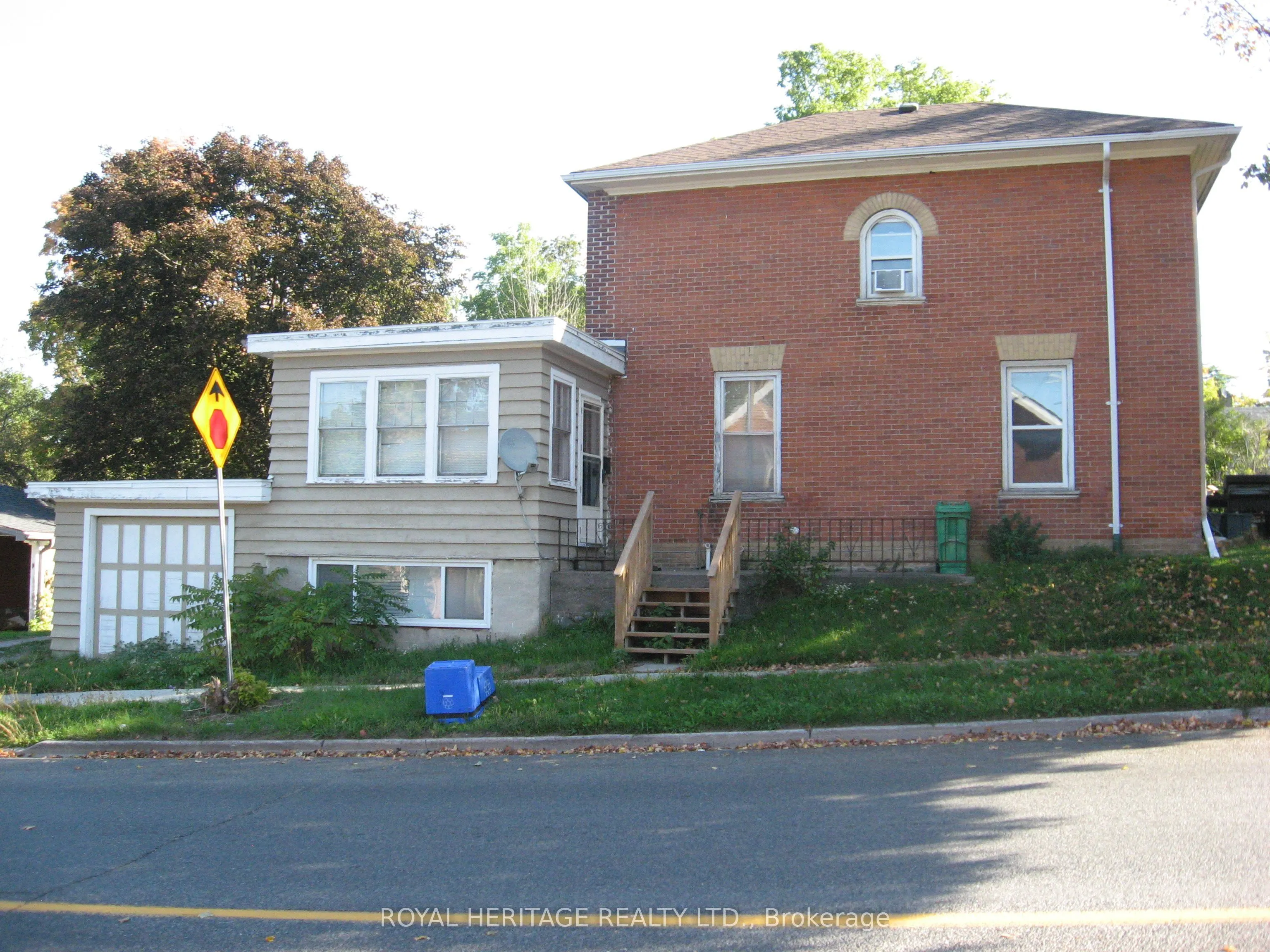 276 Parkhill Road W