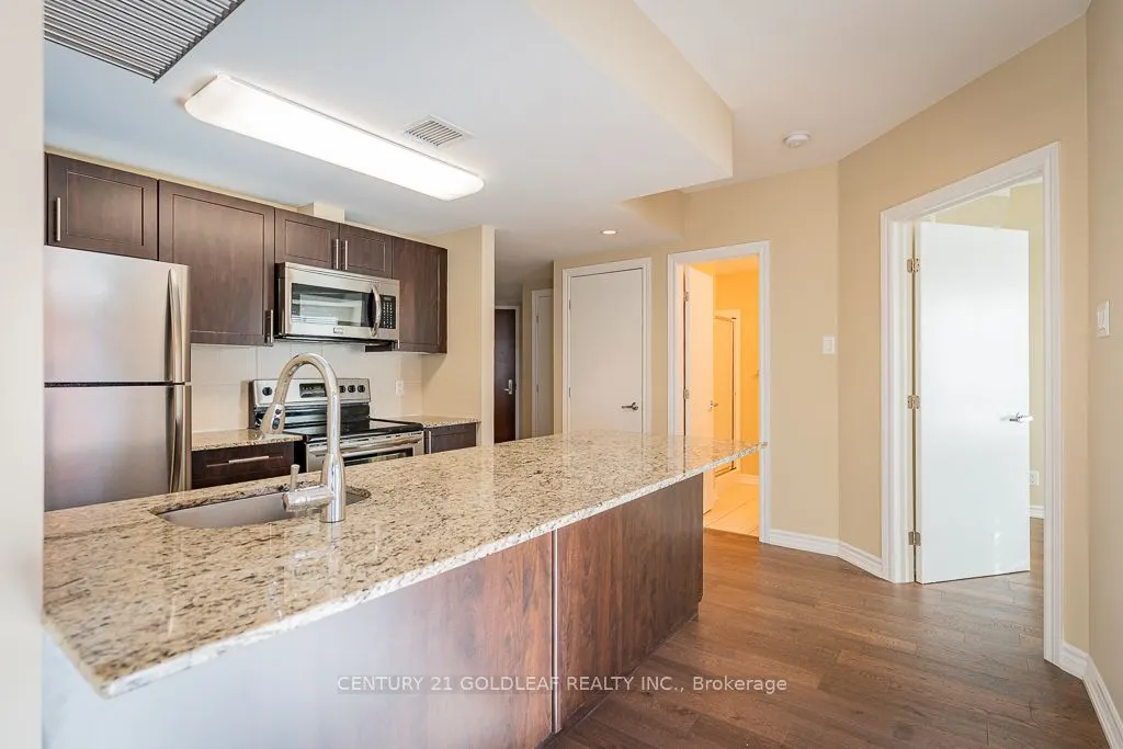 234 Rideau Street, #208