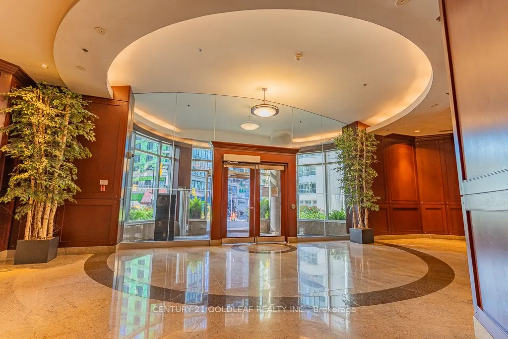 234 Rideau Street, #208