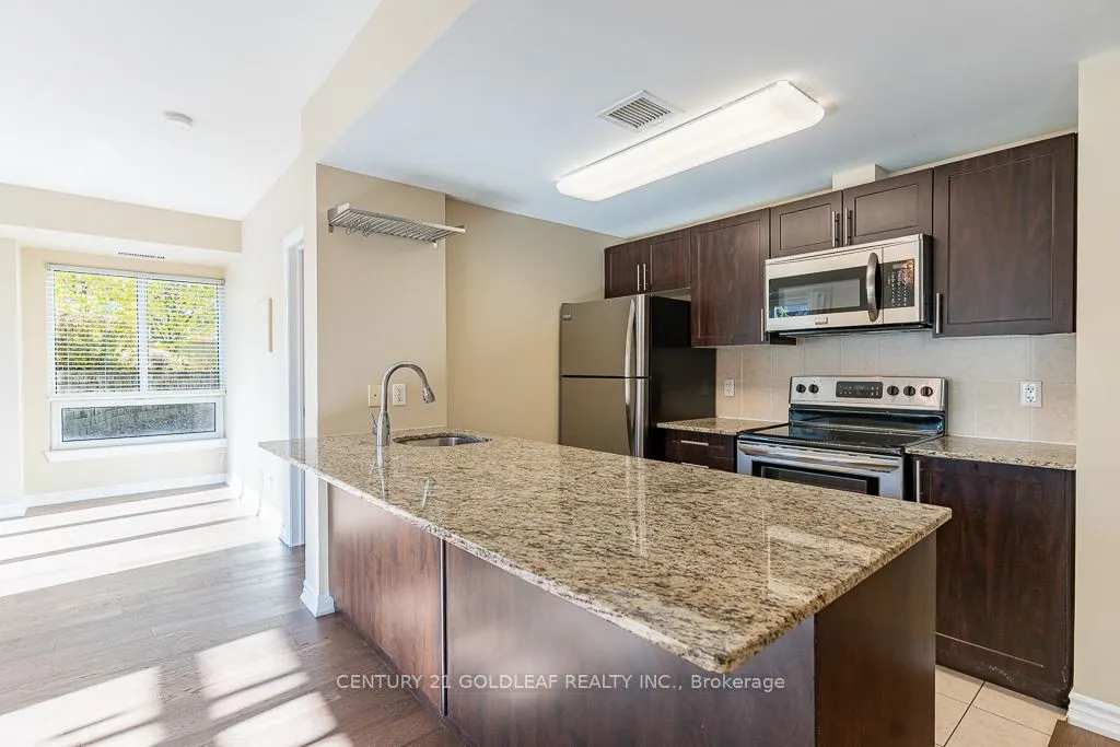 234 Rideau Street, #208