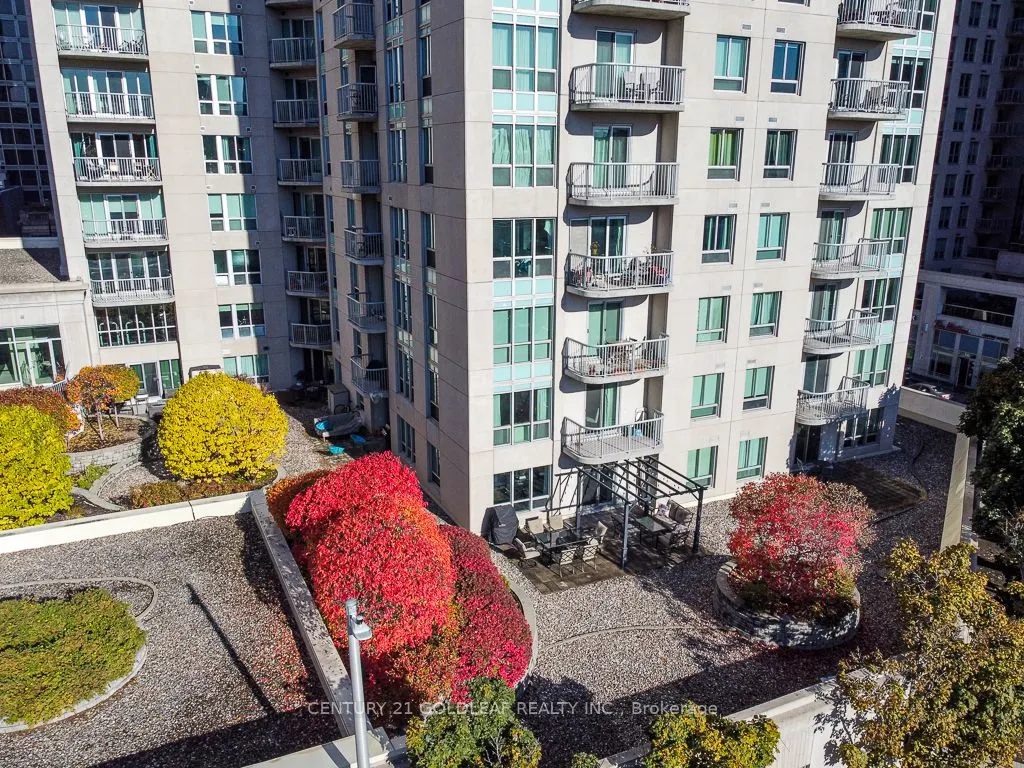 234 Rideau Street, #208
