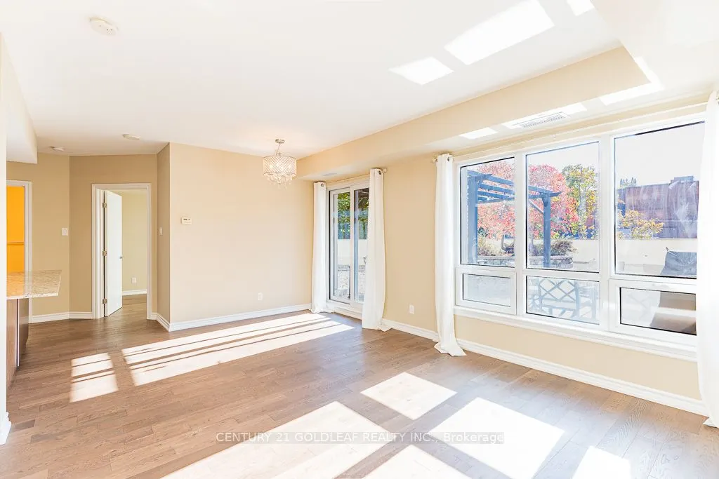 234 Rideau Street, #208