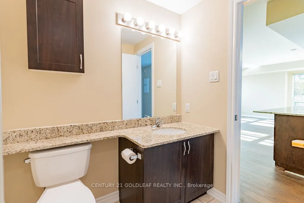 234 Rideau Street, #208