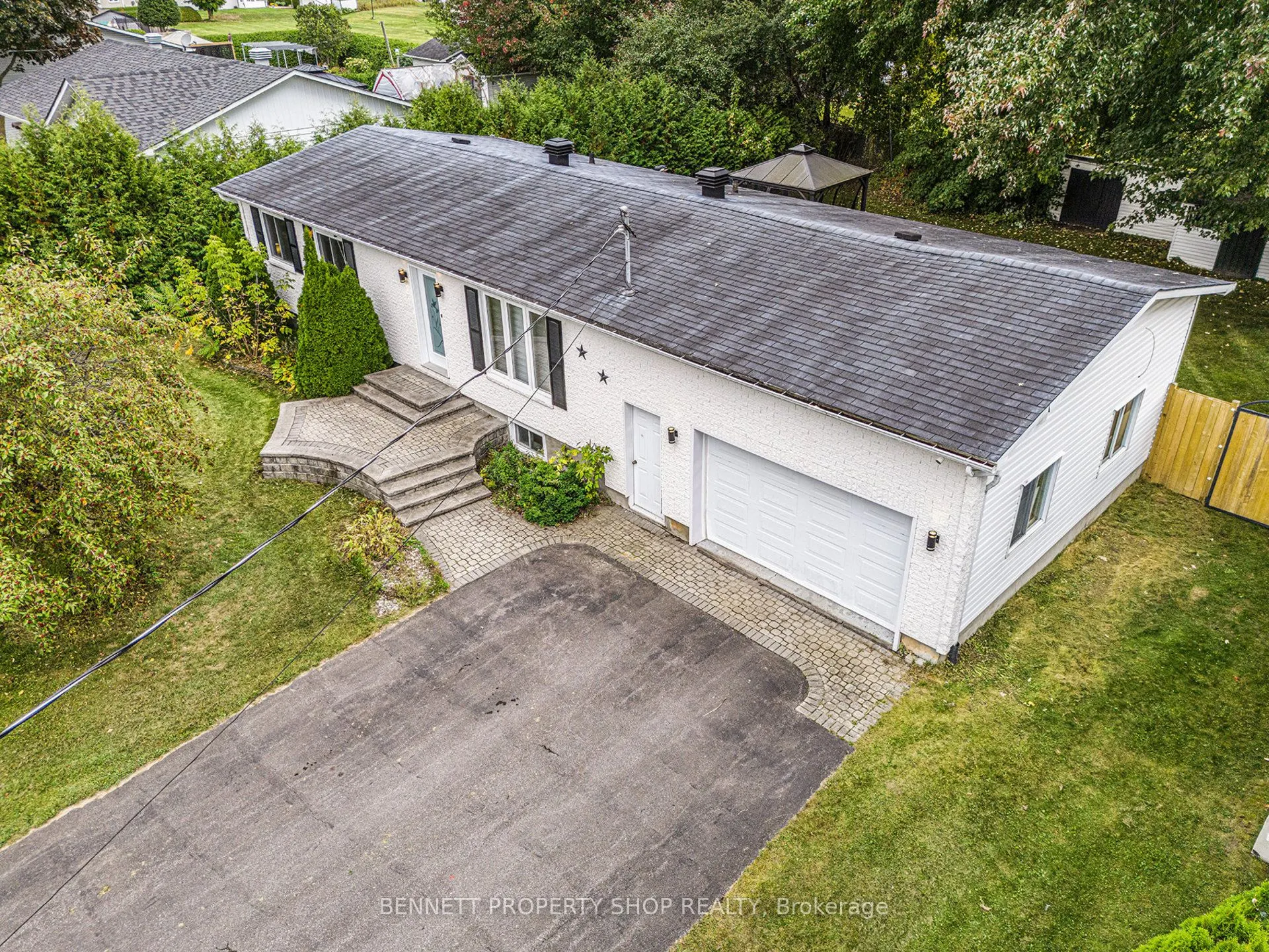 15 Maisonneuve Street